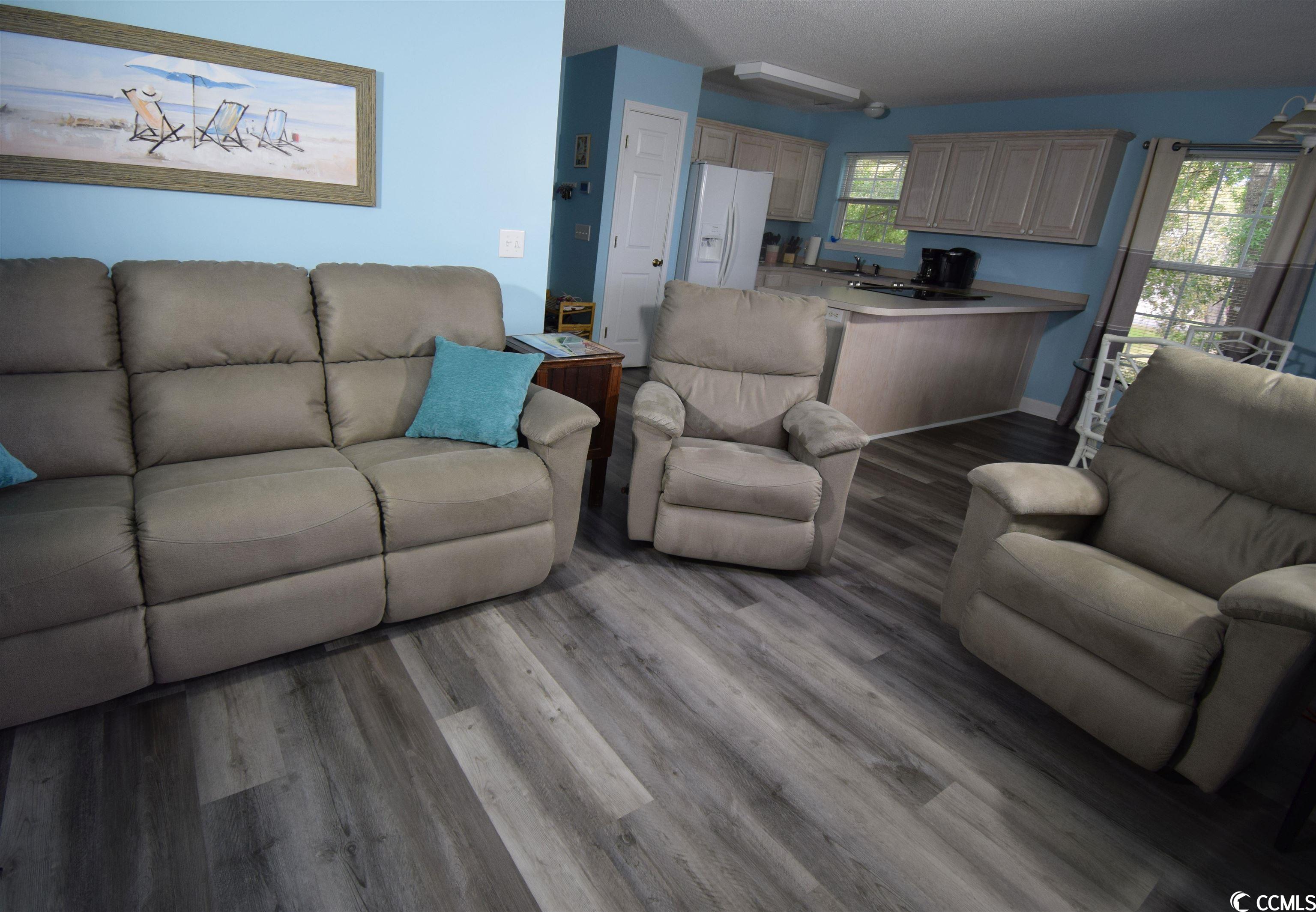 312 S Willow Dr. Unit: 3