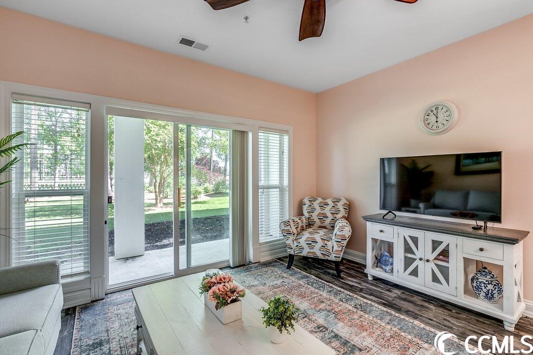 112 Cypress Point Ct. Unit: 105