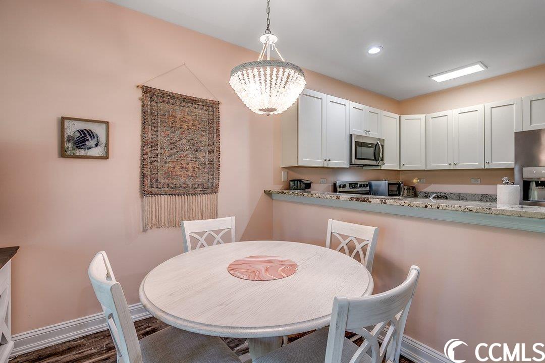 112 Cypress Point Ct. Unit: 105