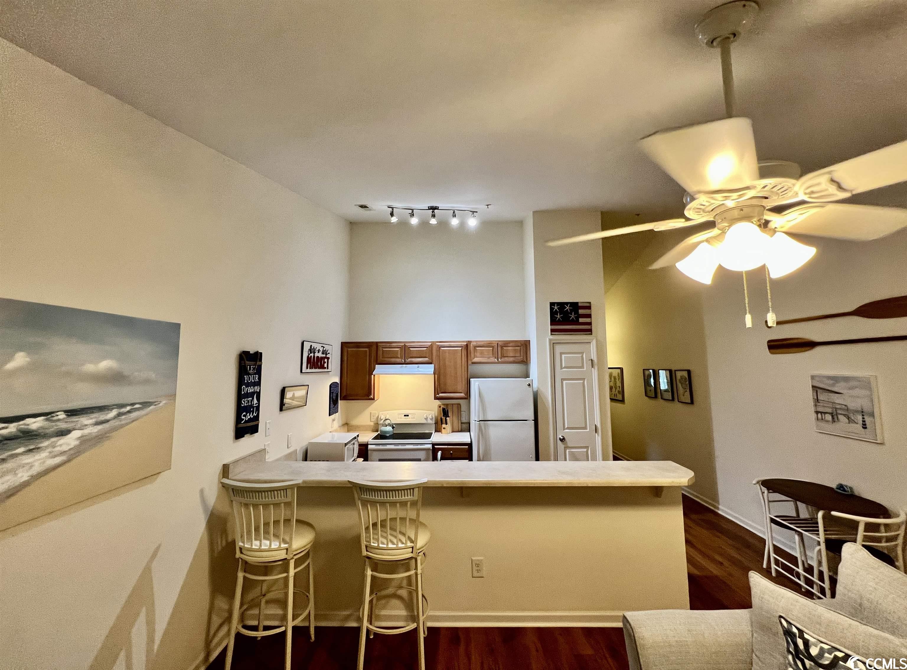 1280 White Tree Ln. Unit: D