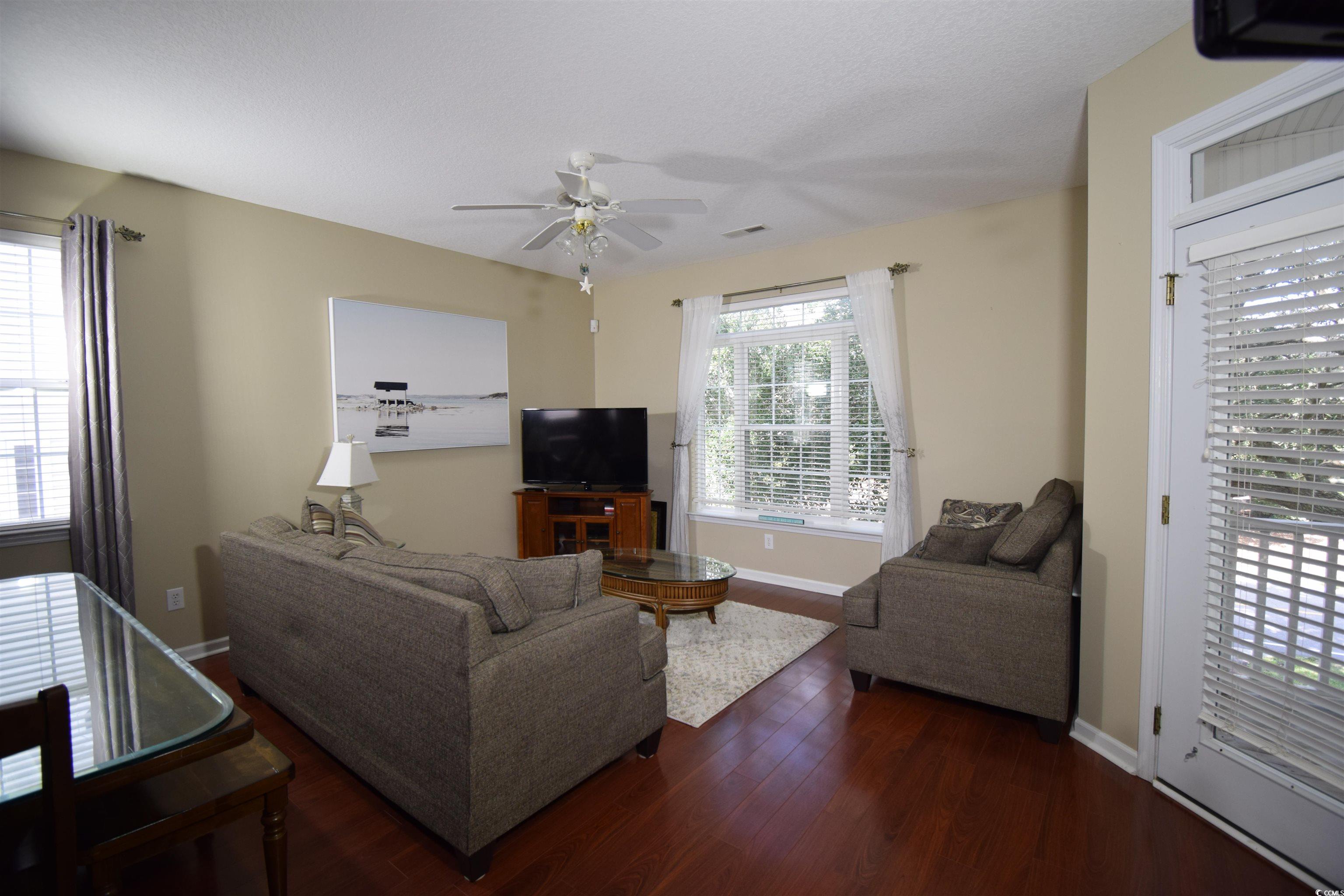 211 5th Ave. N