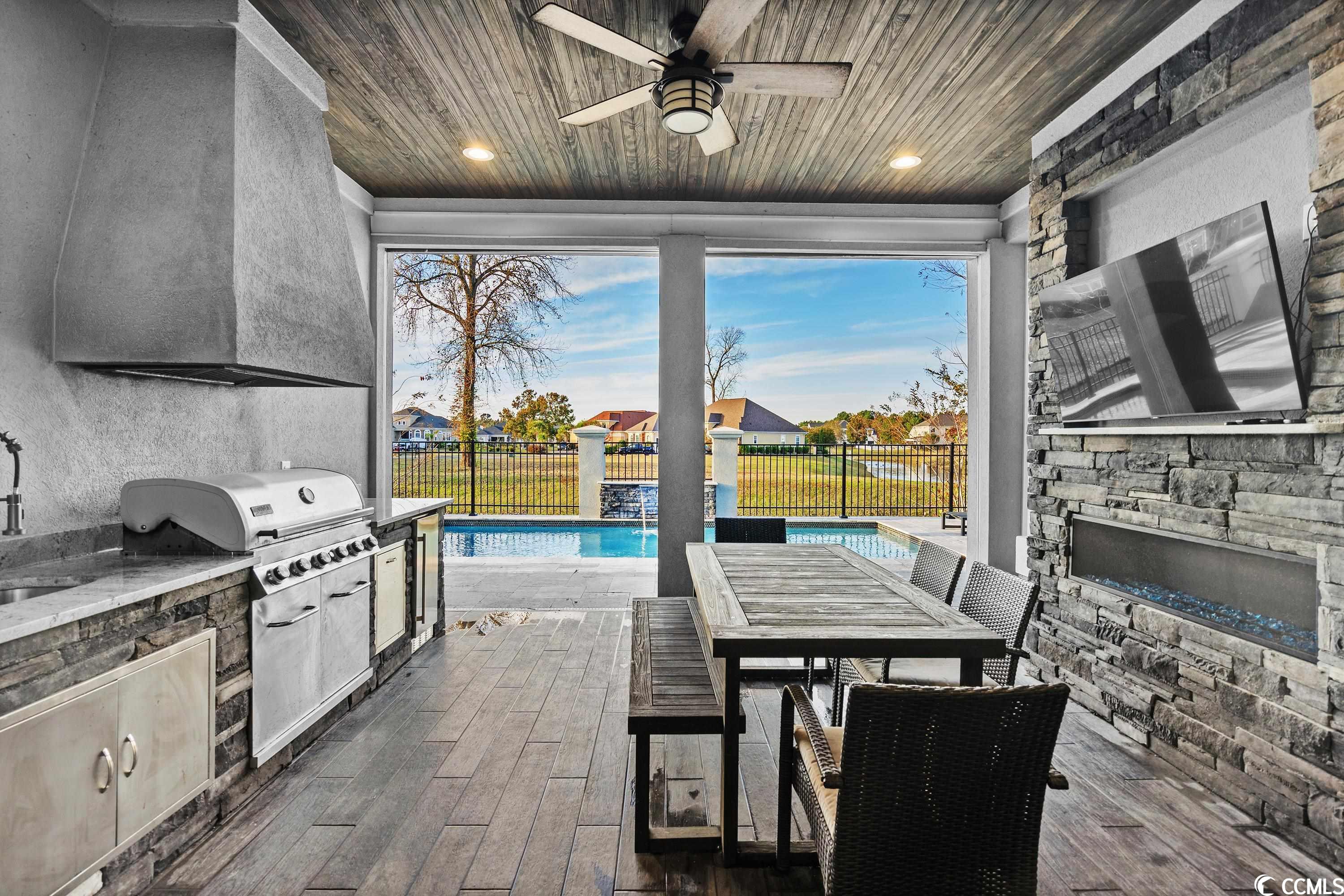 971 Shipmaster Ave.