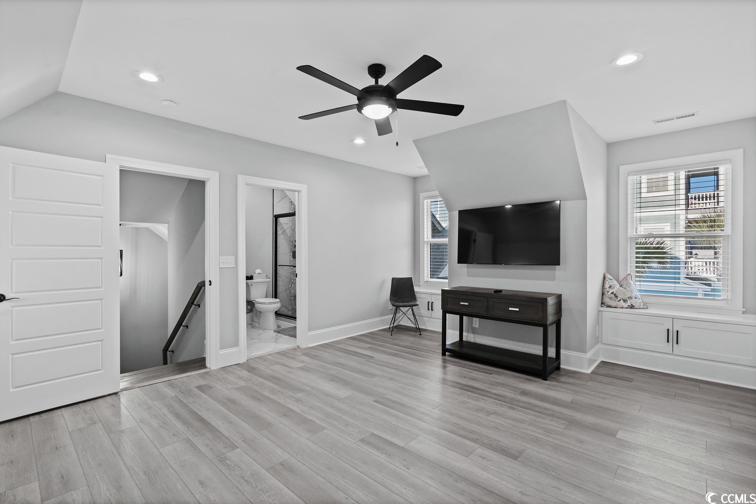 971 Shipmaster Ave.