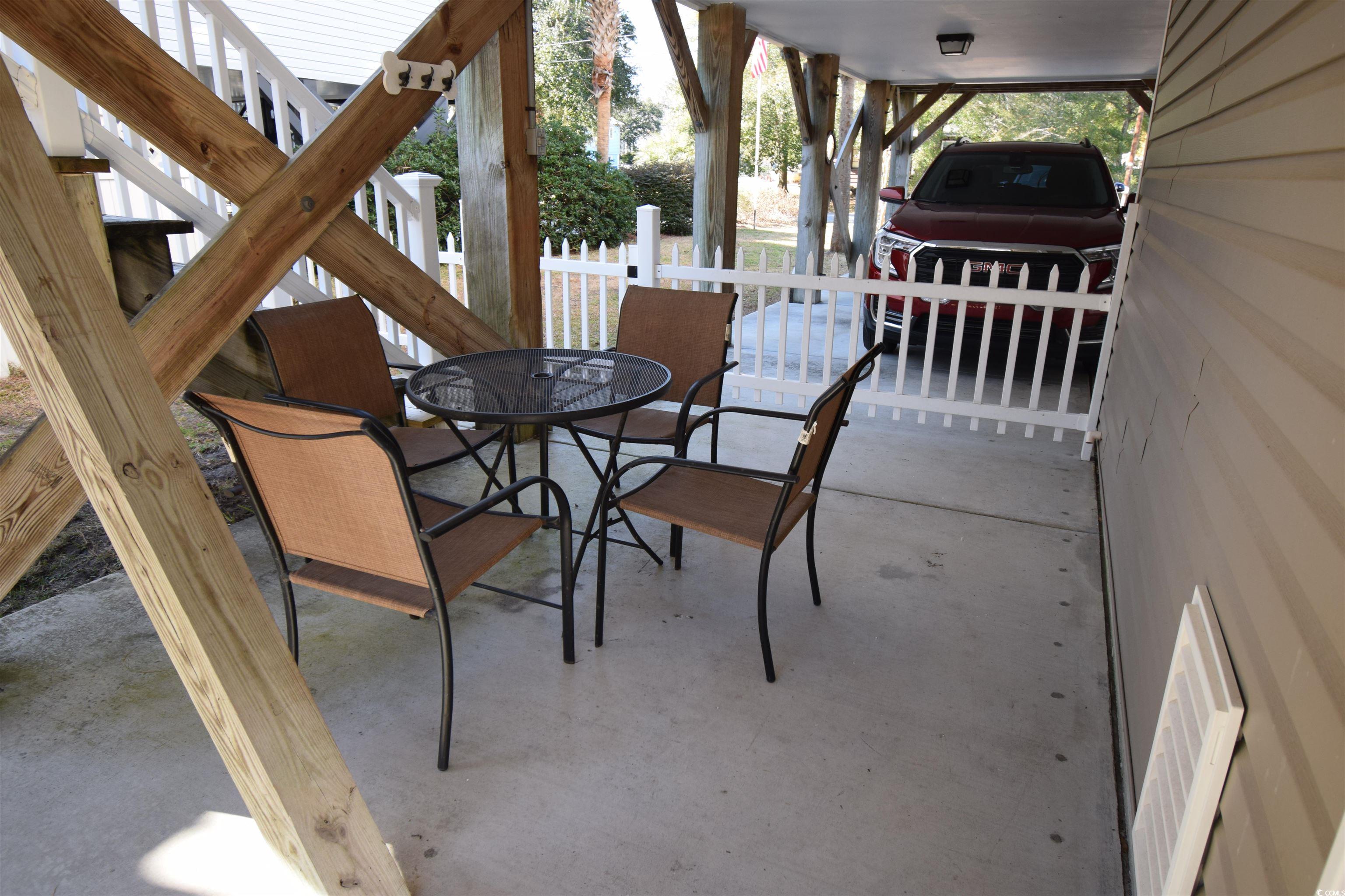 327 South Willow Dr.