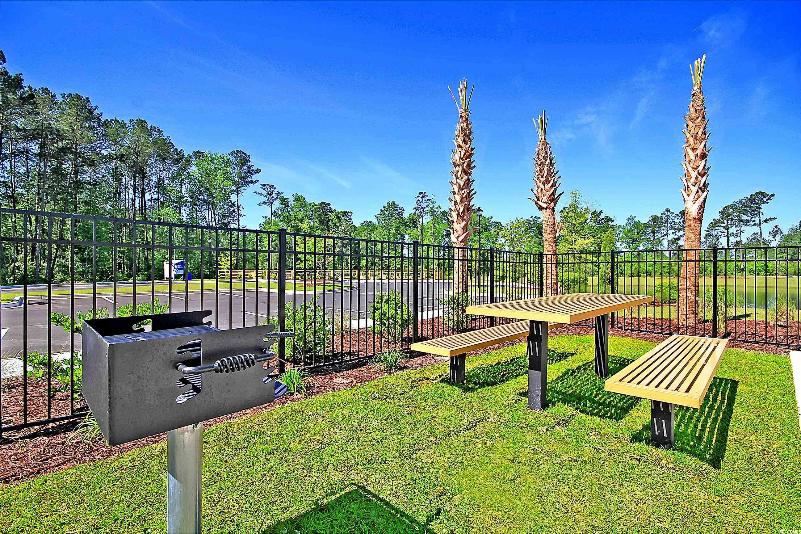 552 Harrison Mill St. Unit: 586