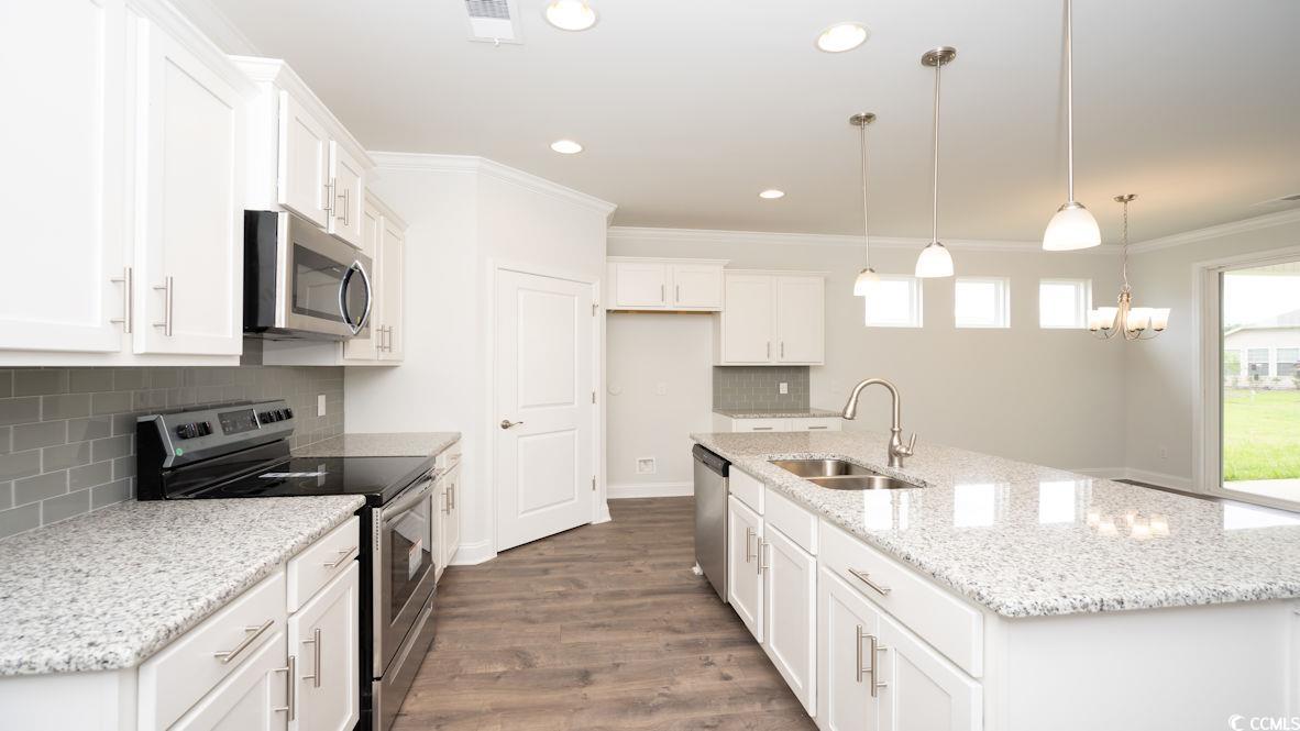 2553 Revolutionary Way