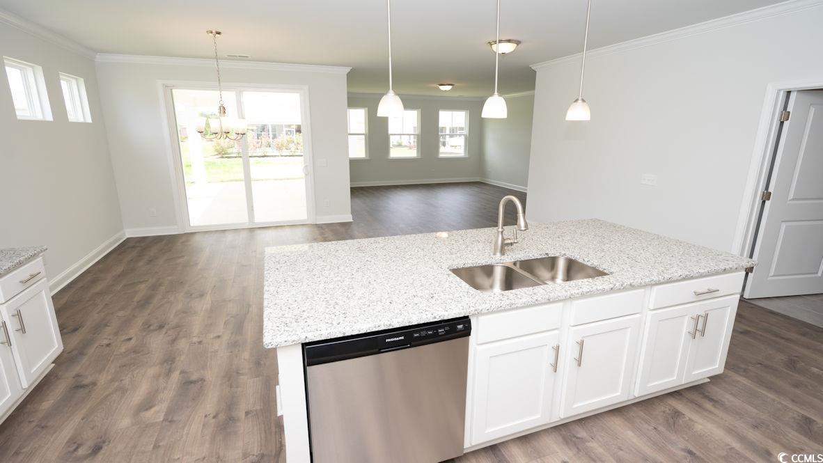 2553 Revolutionary Way