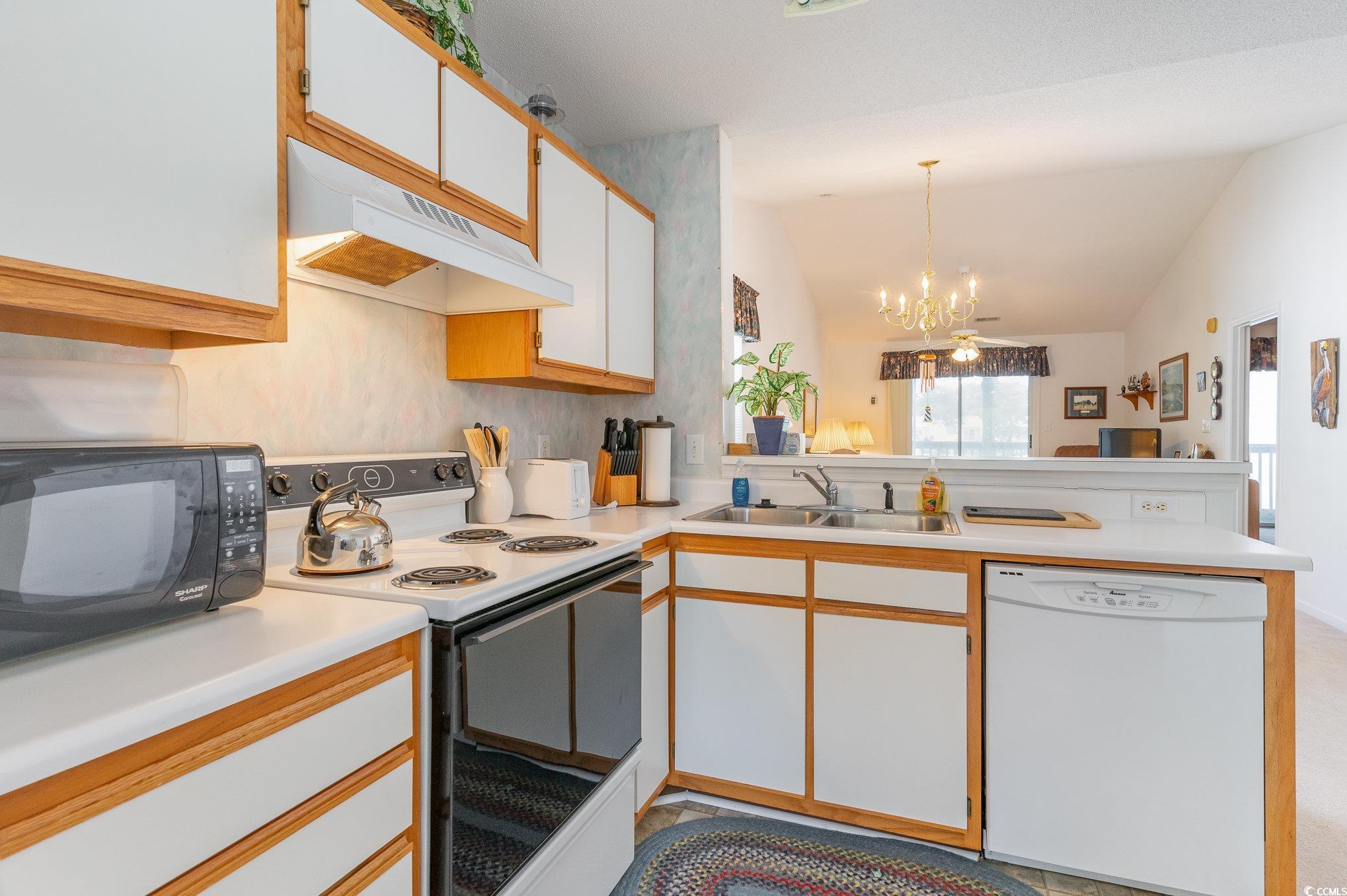 830 Fairway Dr. Unit: 1401- GG