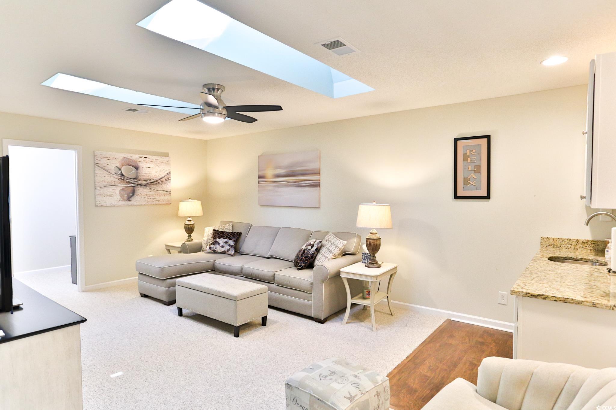 200 Wild Rye Pl. Unit: 1404