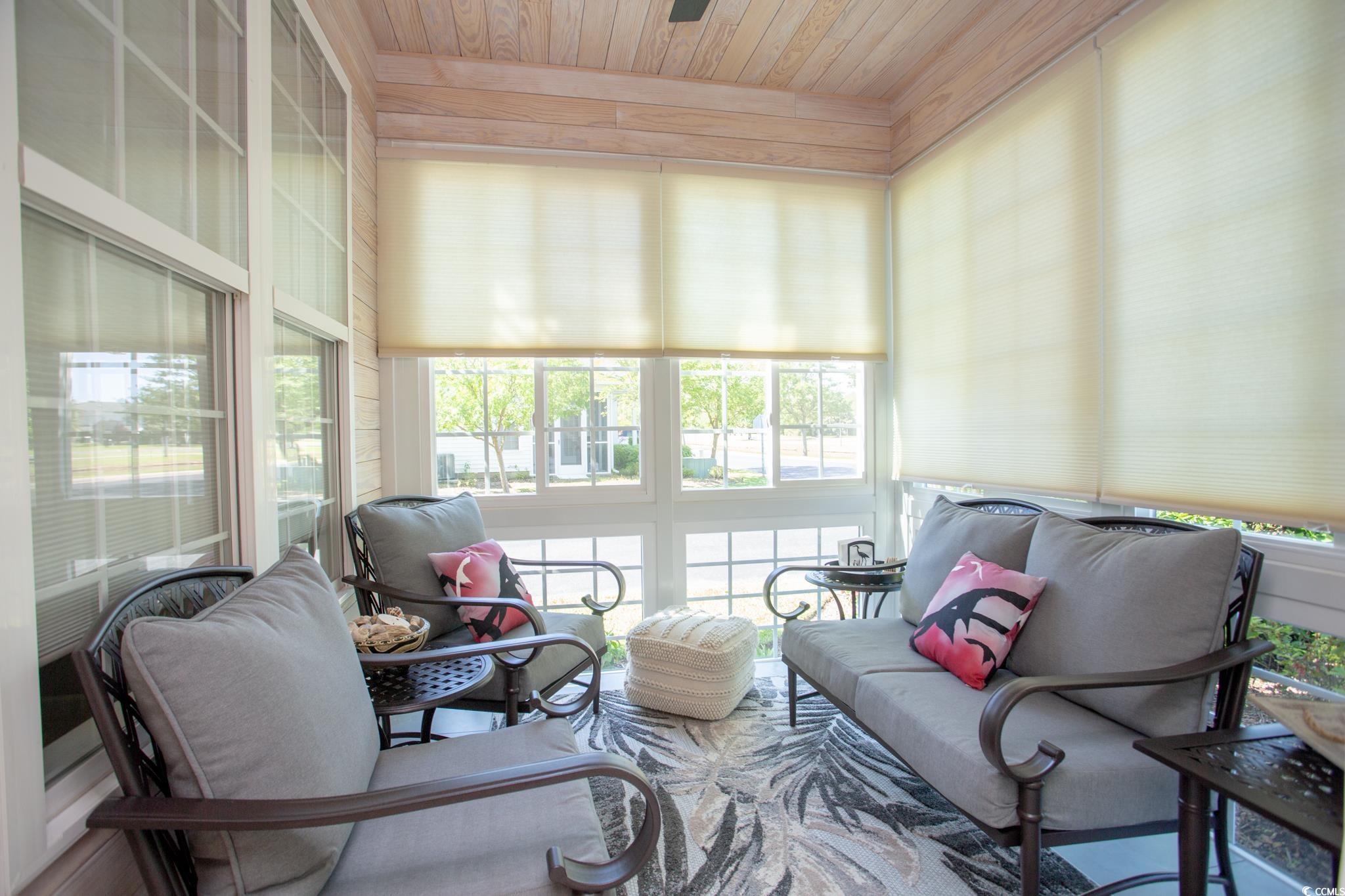 200 Wild Rye Pl. Unit: 1404