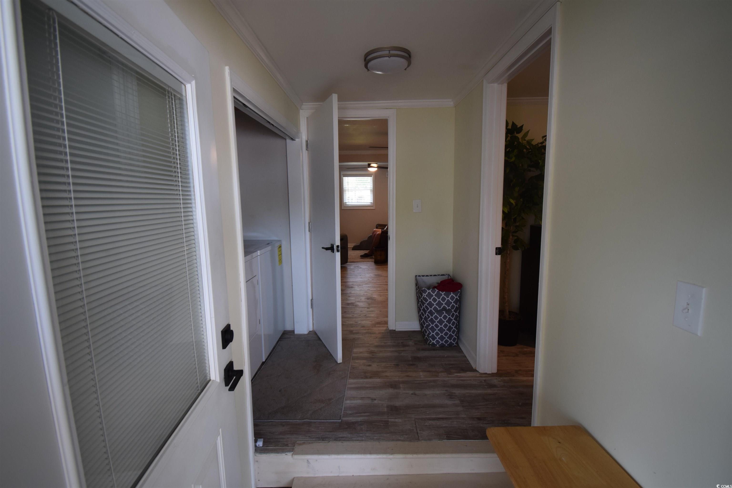1021 S Poplar Dr.
