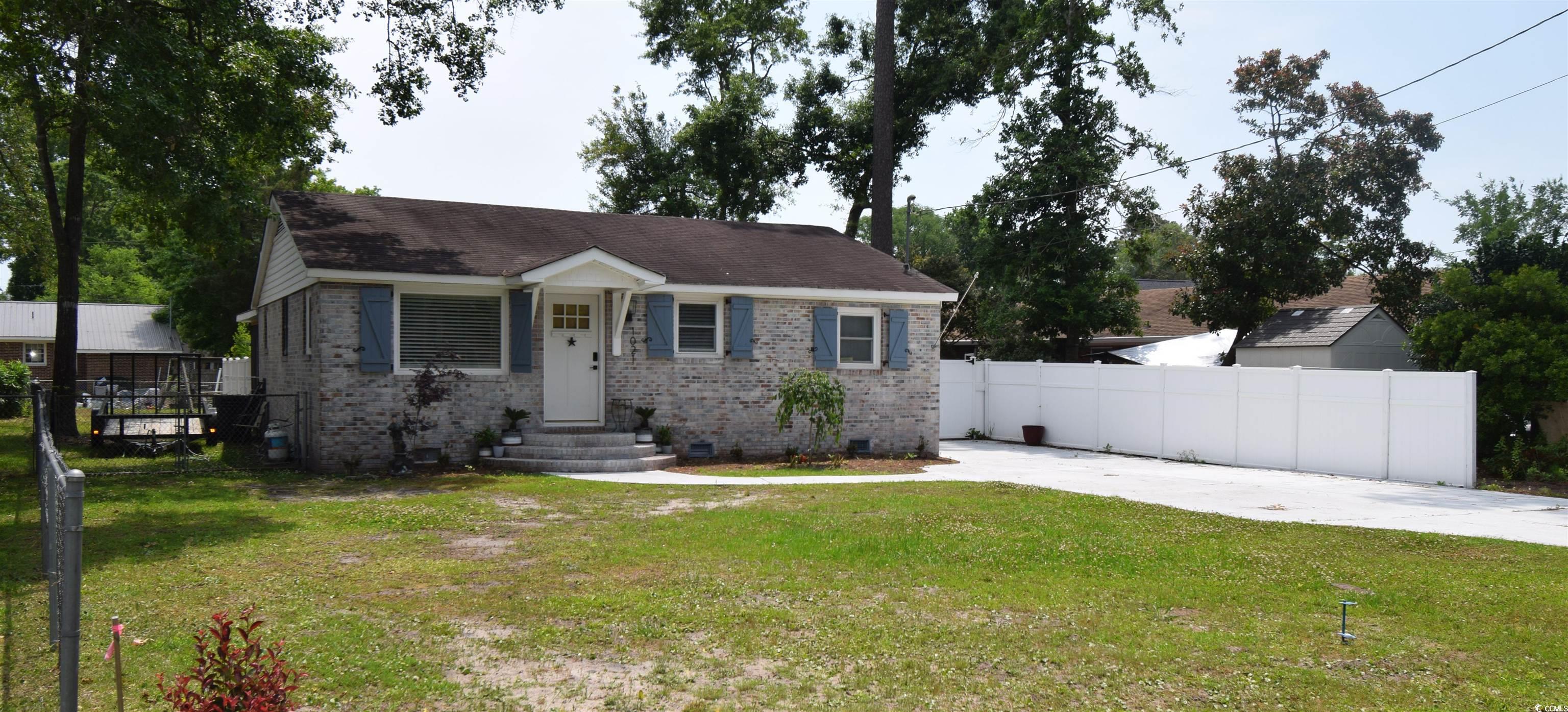 1021 S Poplar Dr.