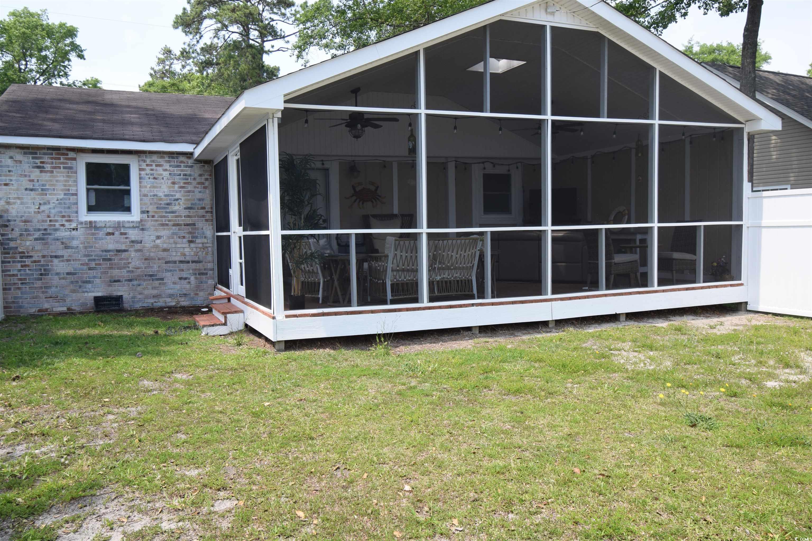 1021 S Poplar Dr.