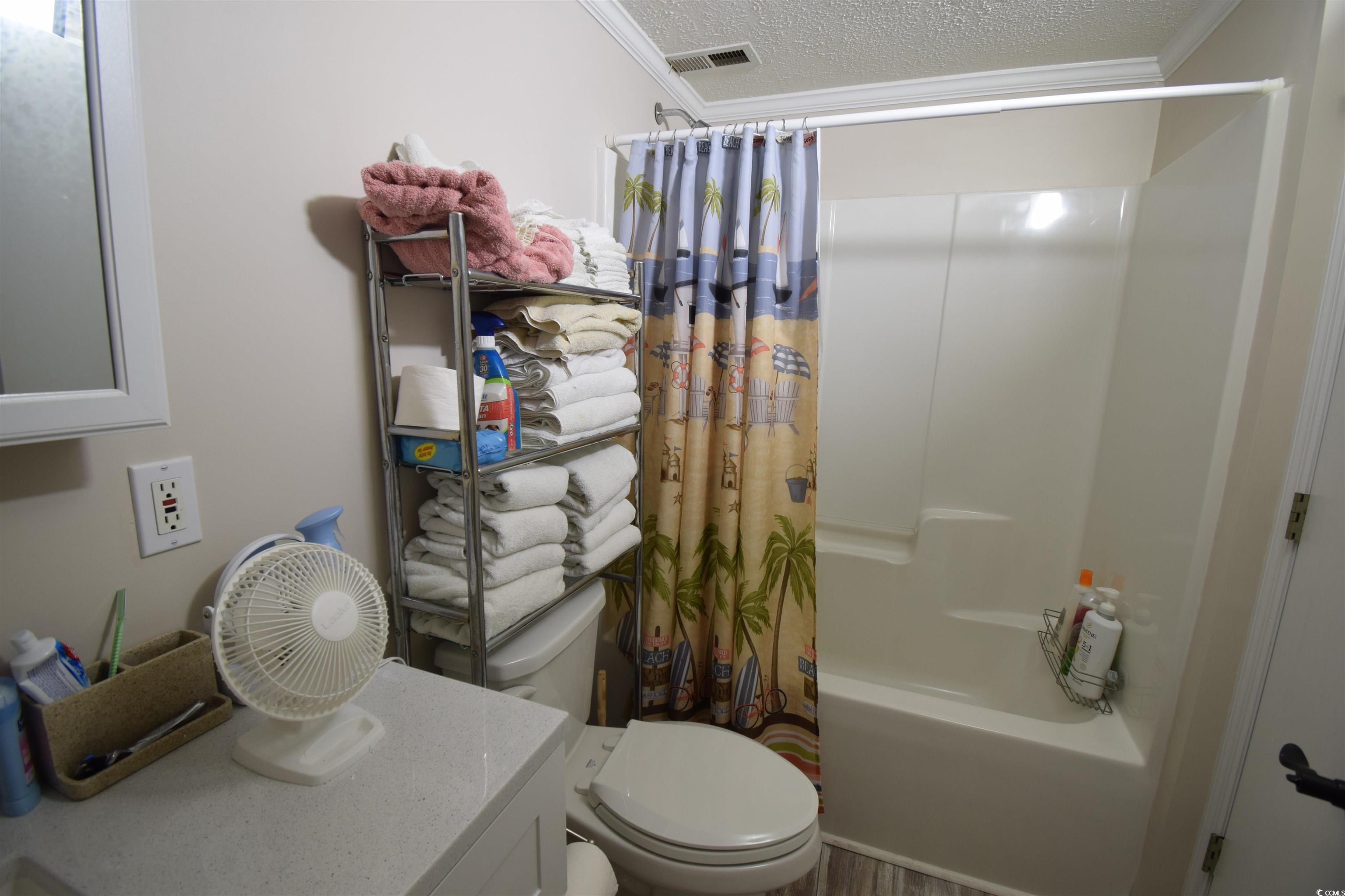 1021 S Poplar Dr.