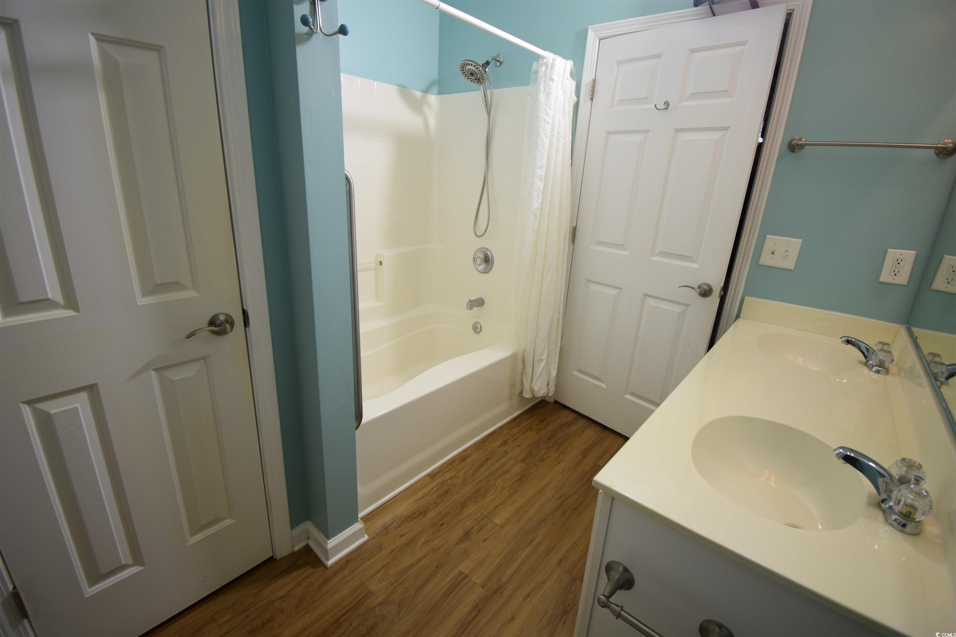 281 Connemara Dr. Unit: B