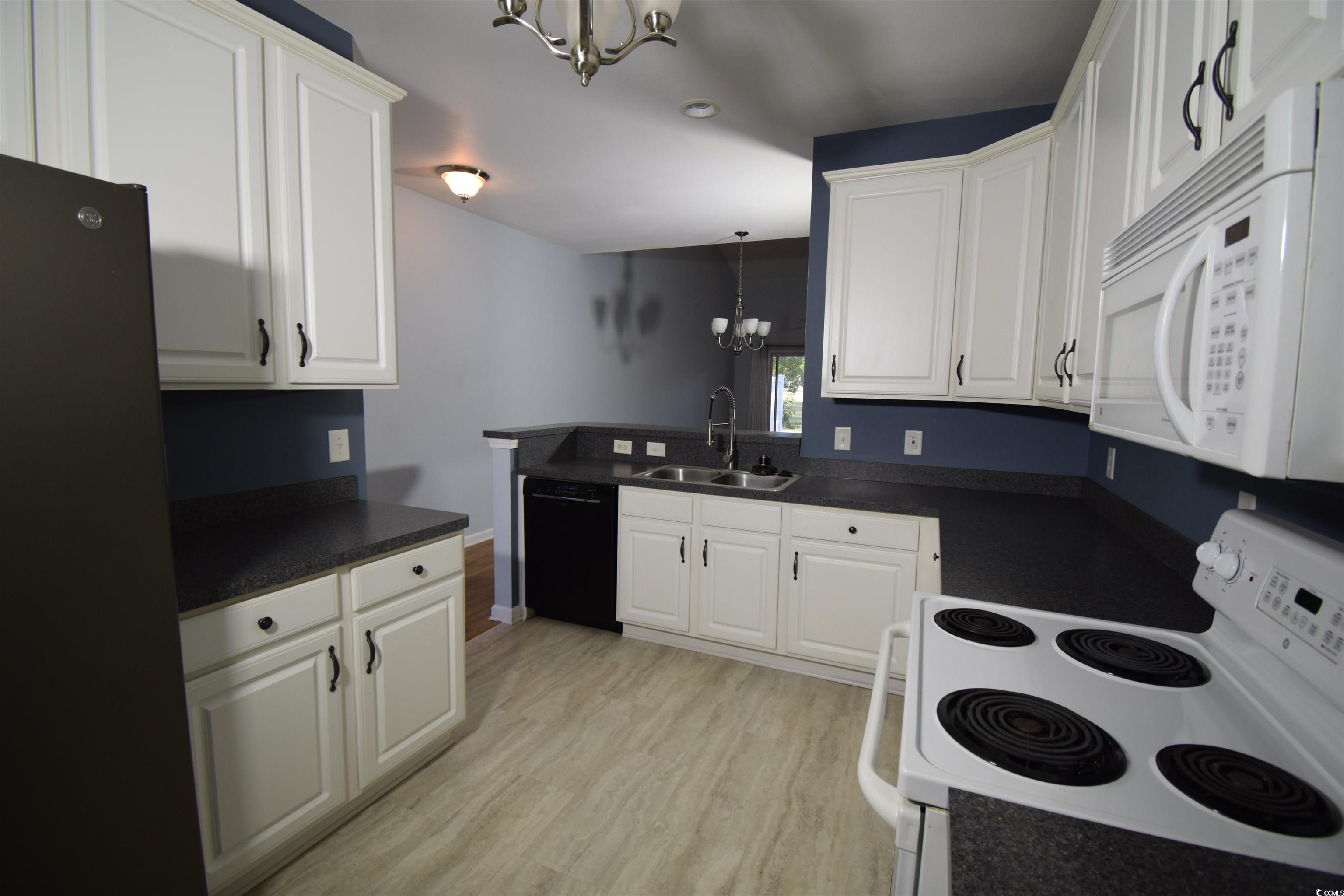 281 Connemara Dr. Unit: B