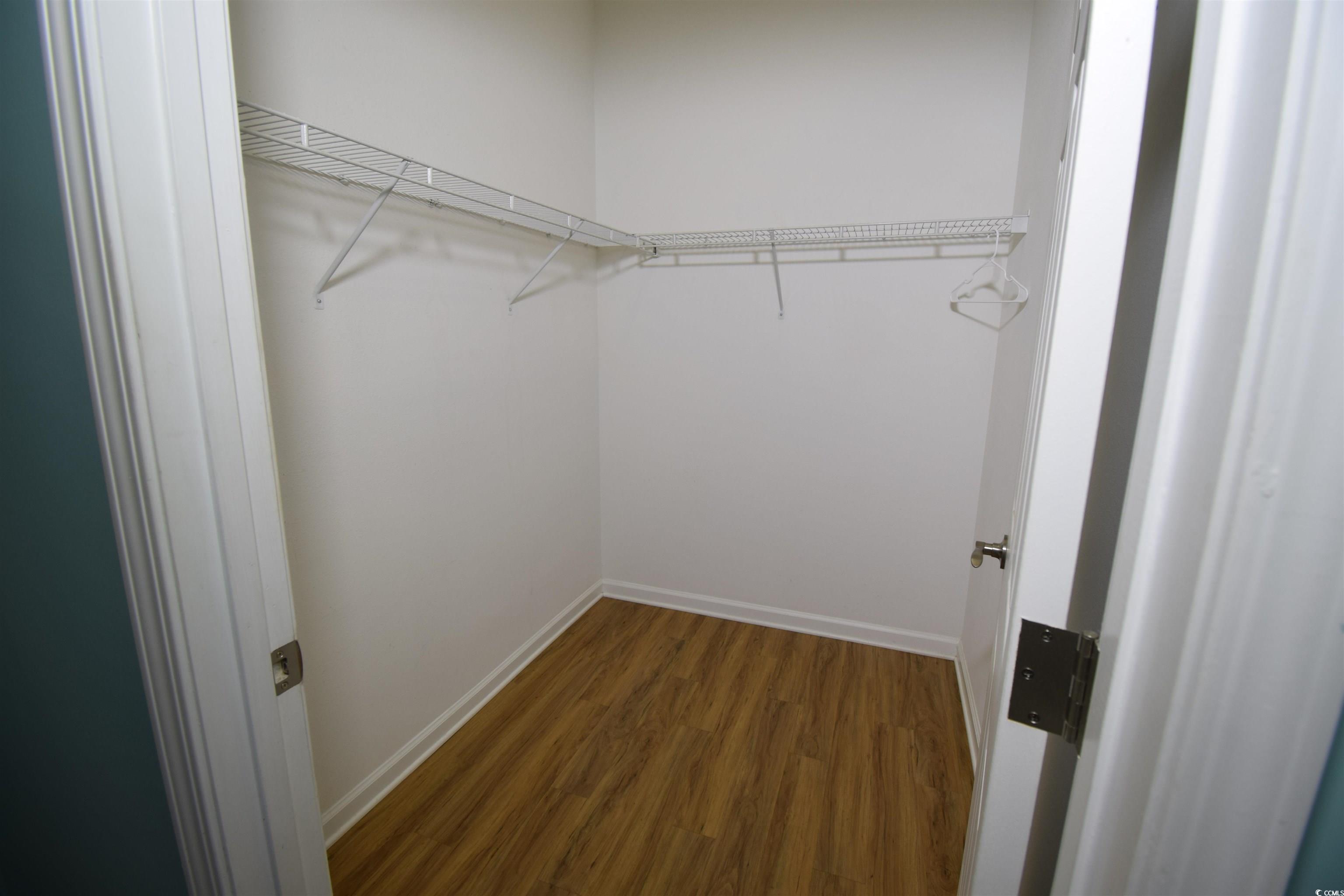 281 Connemara Dr. Unit: B