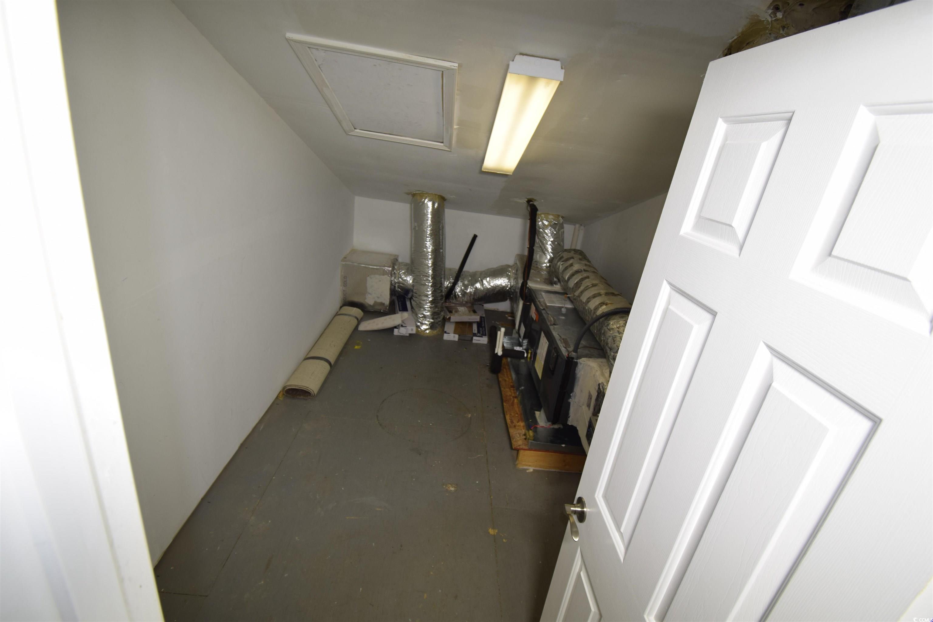 281 Connemara Dr. Unit: B