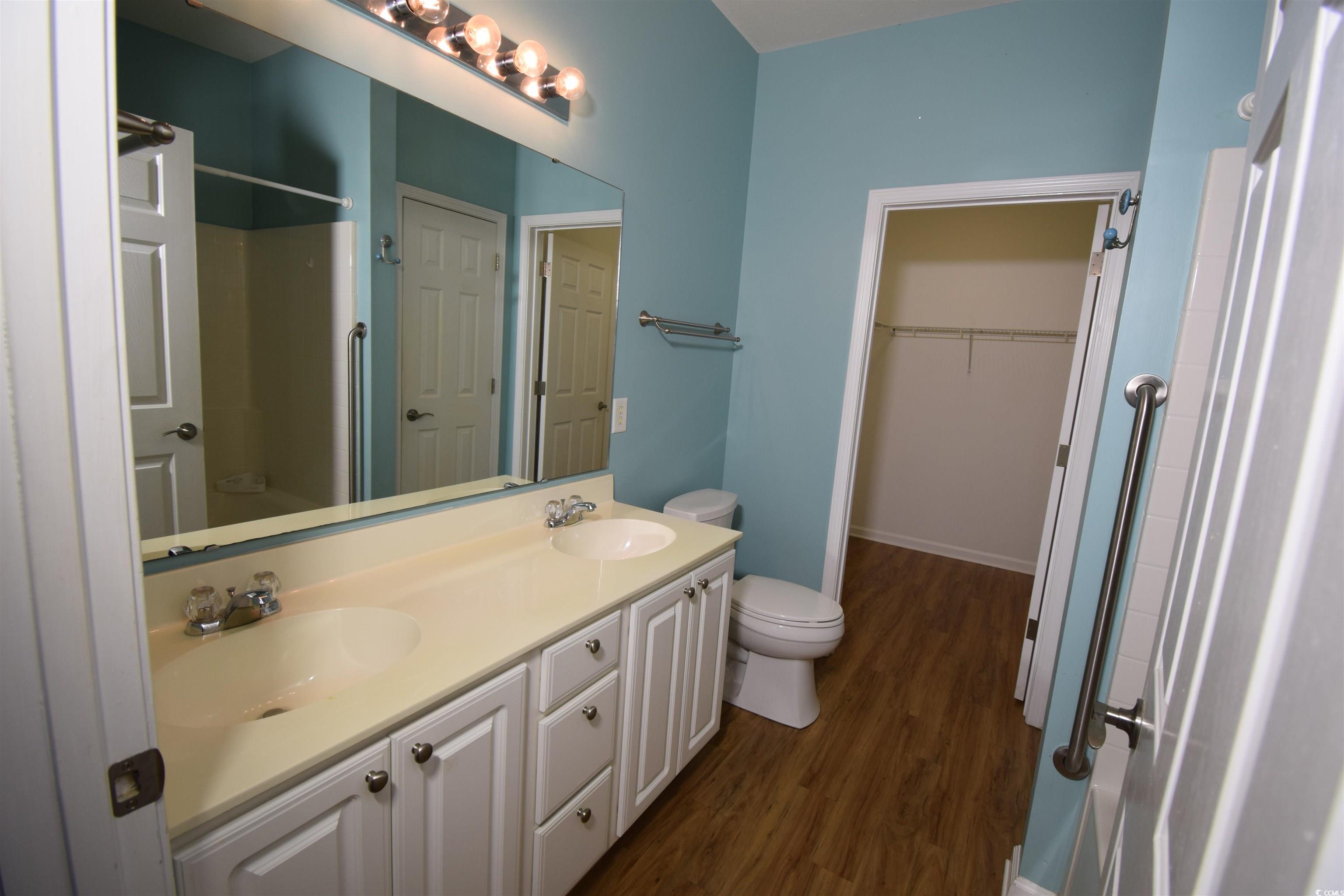 281 Connemara Dr. Unit: B