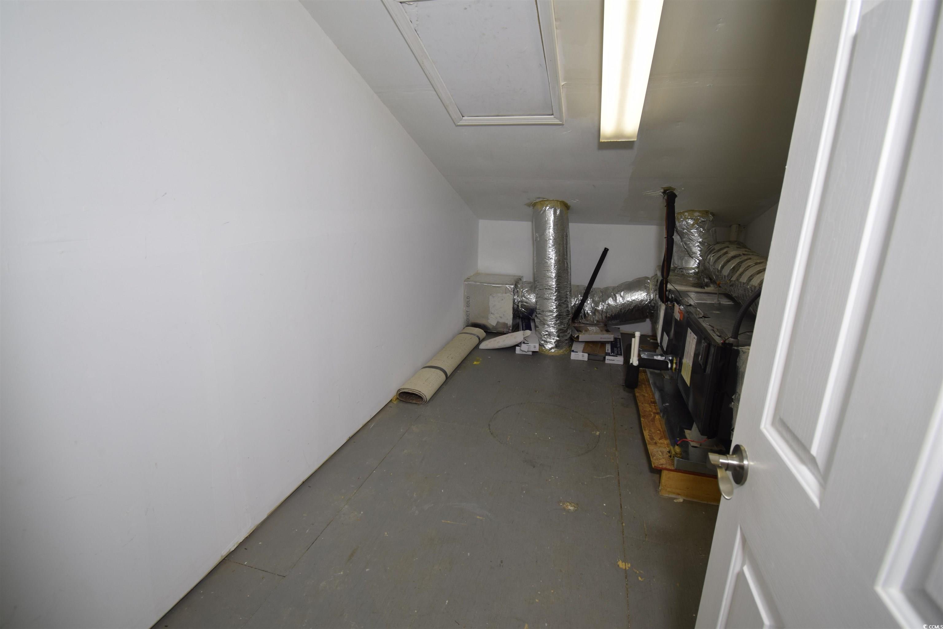 281 Connemara Dr. Unit: B