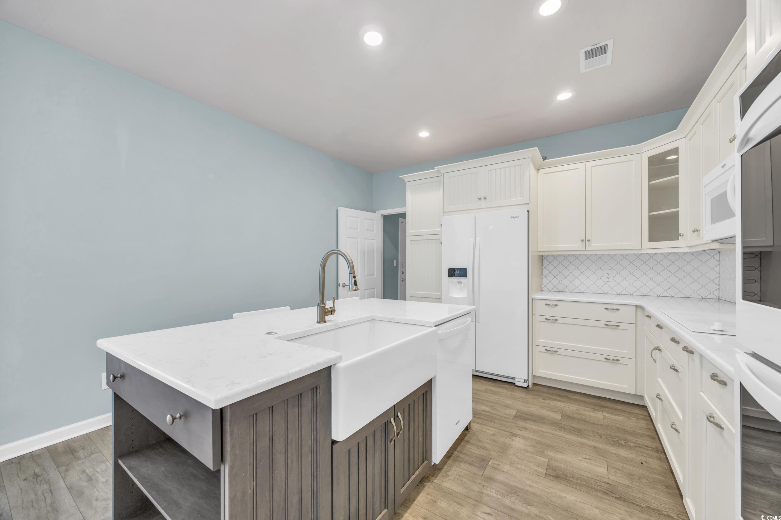 503 Waltham Forest Dr. Unit: 1004