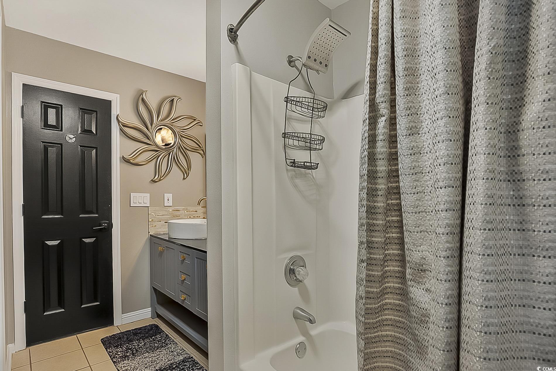 6001 South Kings Hwy.