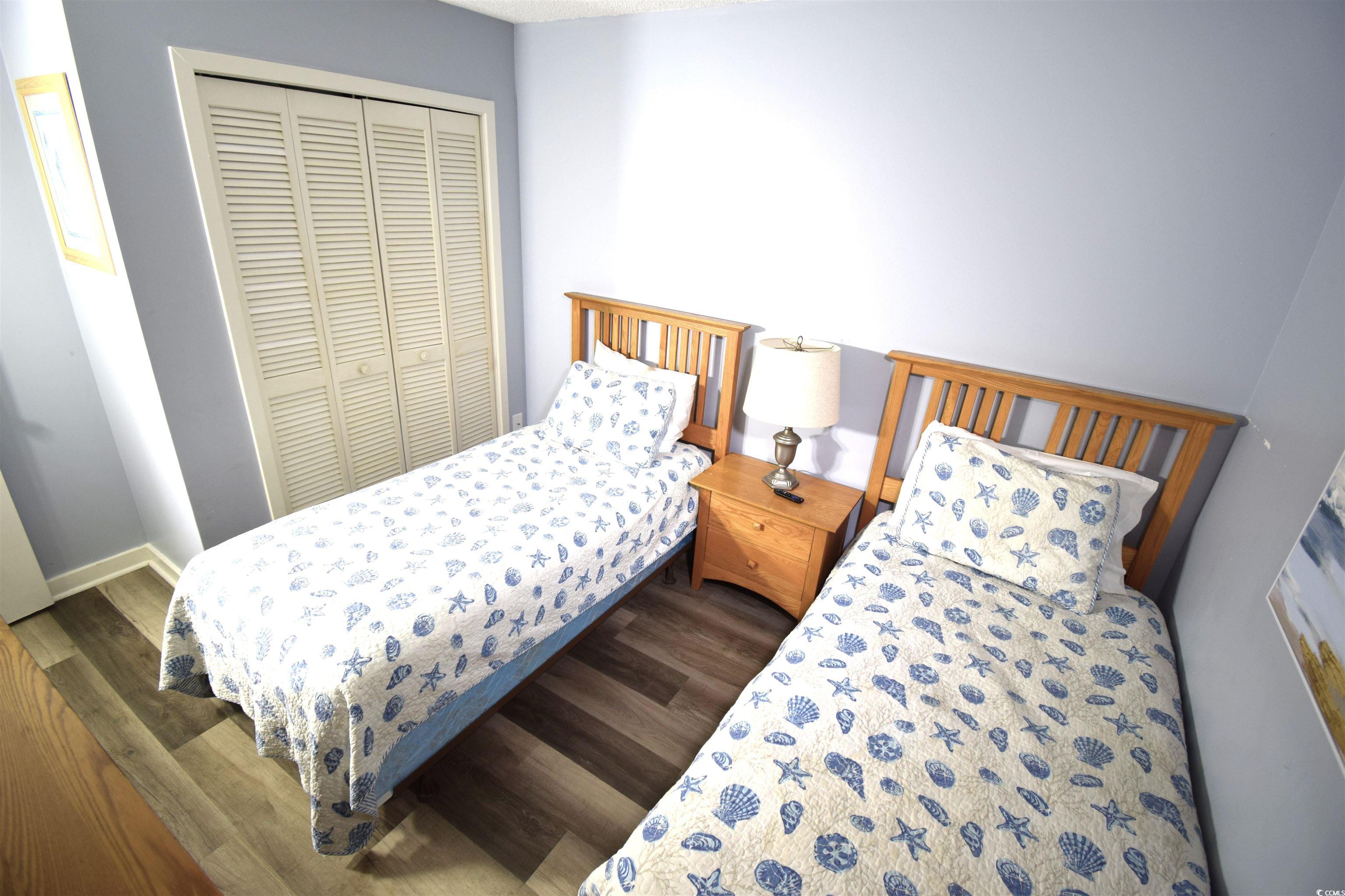 5905 South Kings Hwy. Unit: 211 B