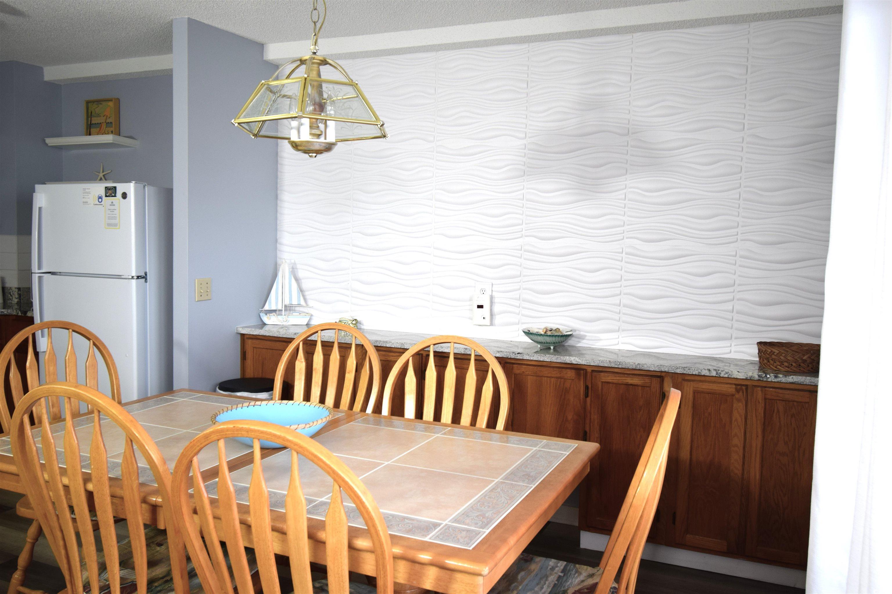 5905 South Kings Hwy. Unit: 211 B