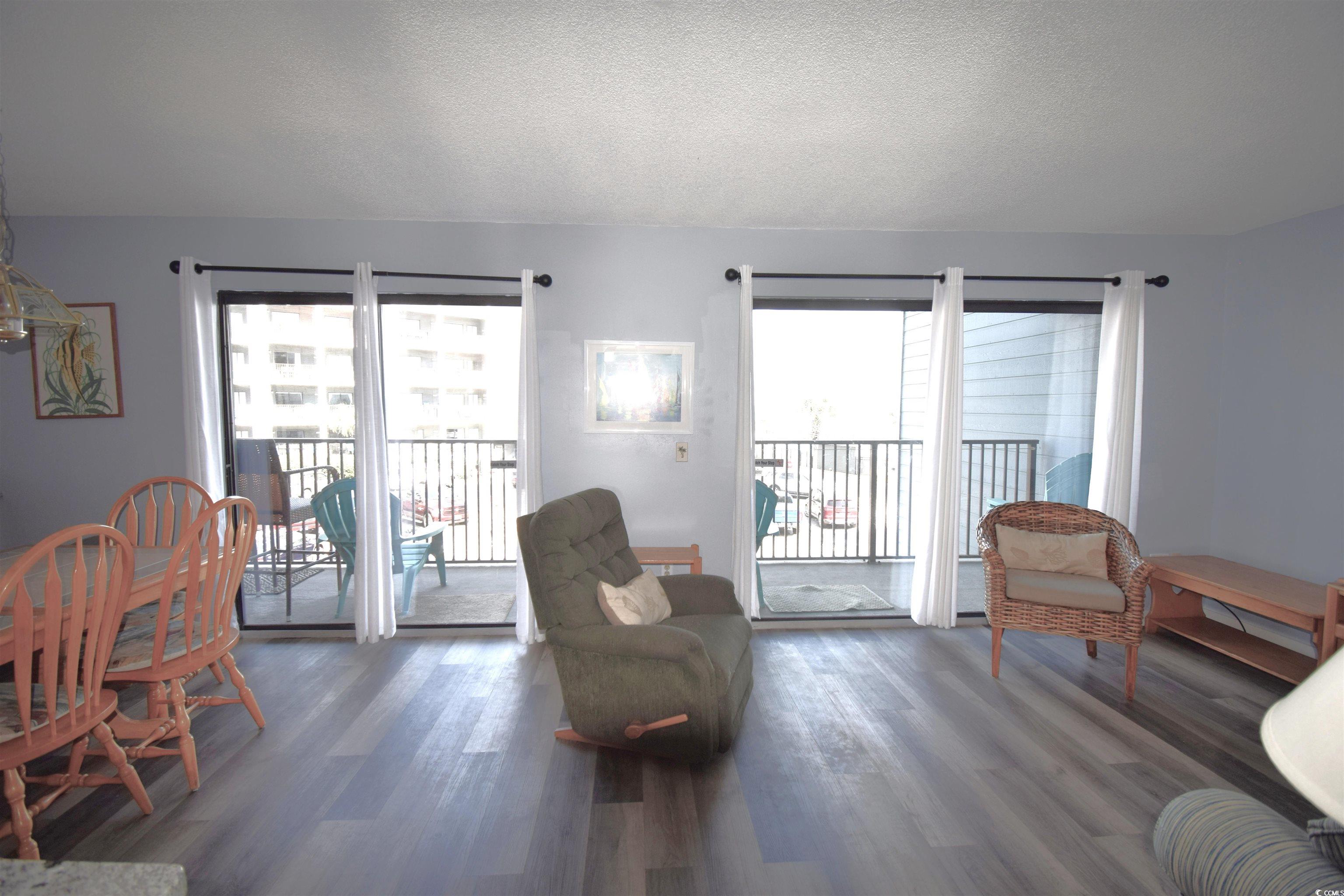 5905 South Kings Hwy. Unit: 211 B