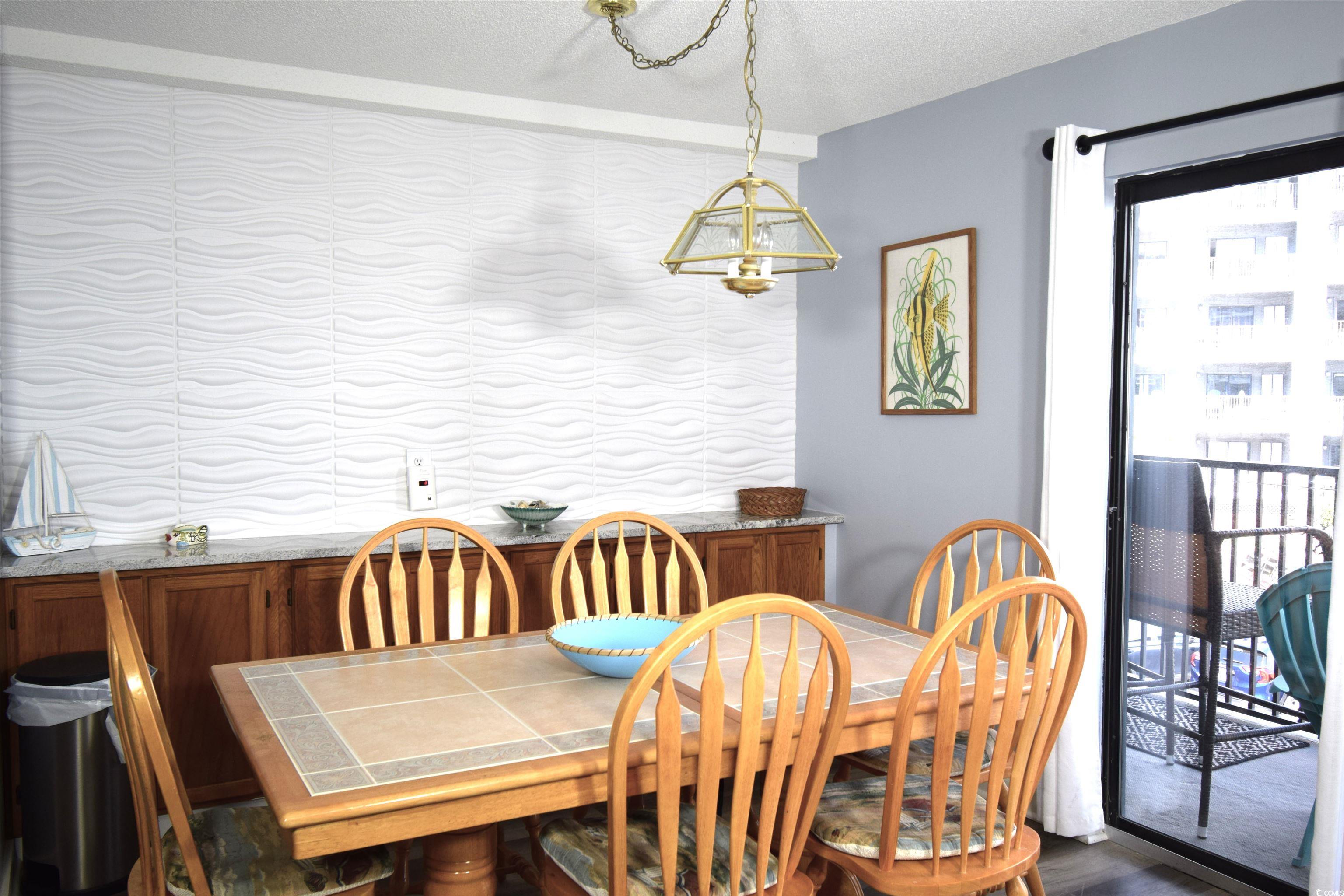5905 South Kings Hwy. Unit: 211 B