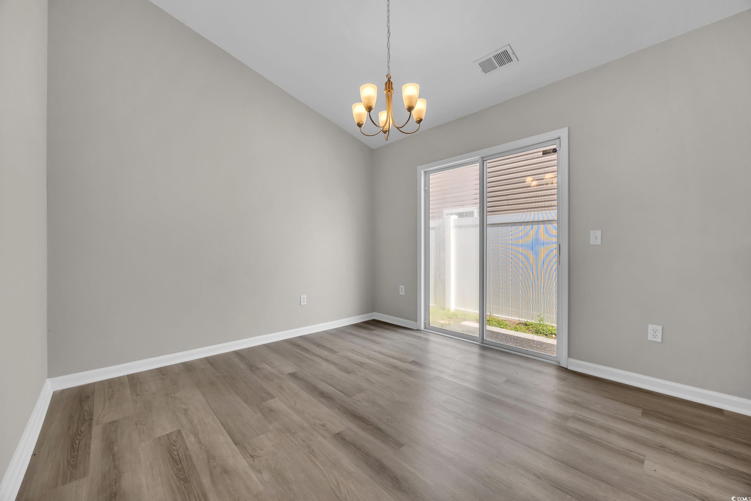 1077 Stoney Falls Blvd.