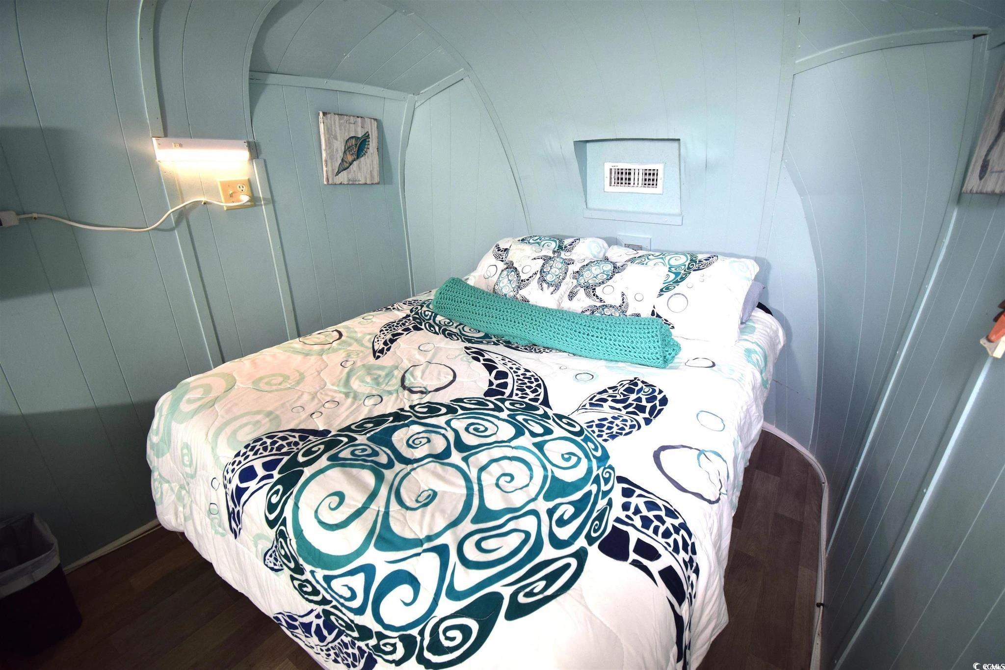 6001 - 5723 Kings Hwy.