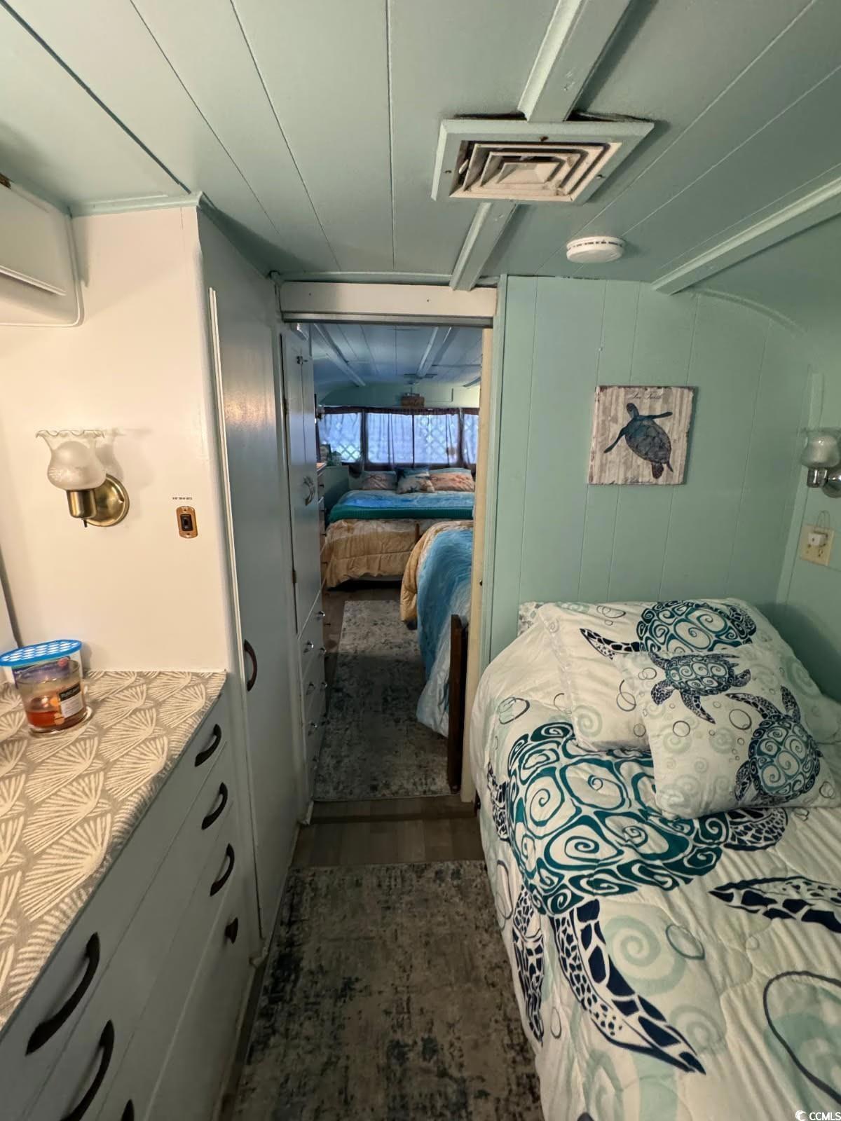 6001 - 5723 Kings Hwy.