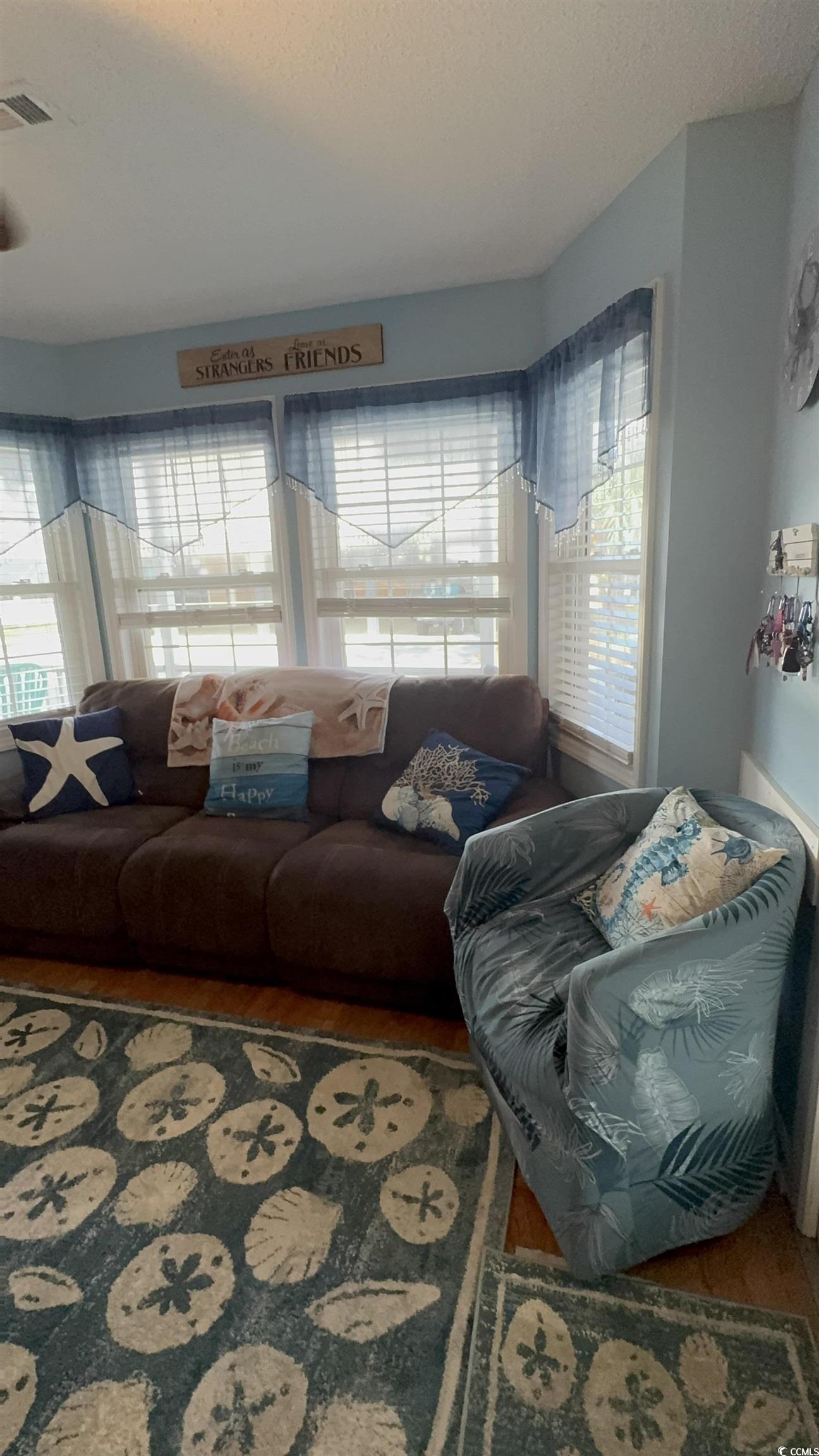 6001 - 5723 Kings Hwy.