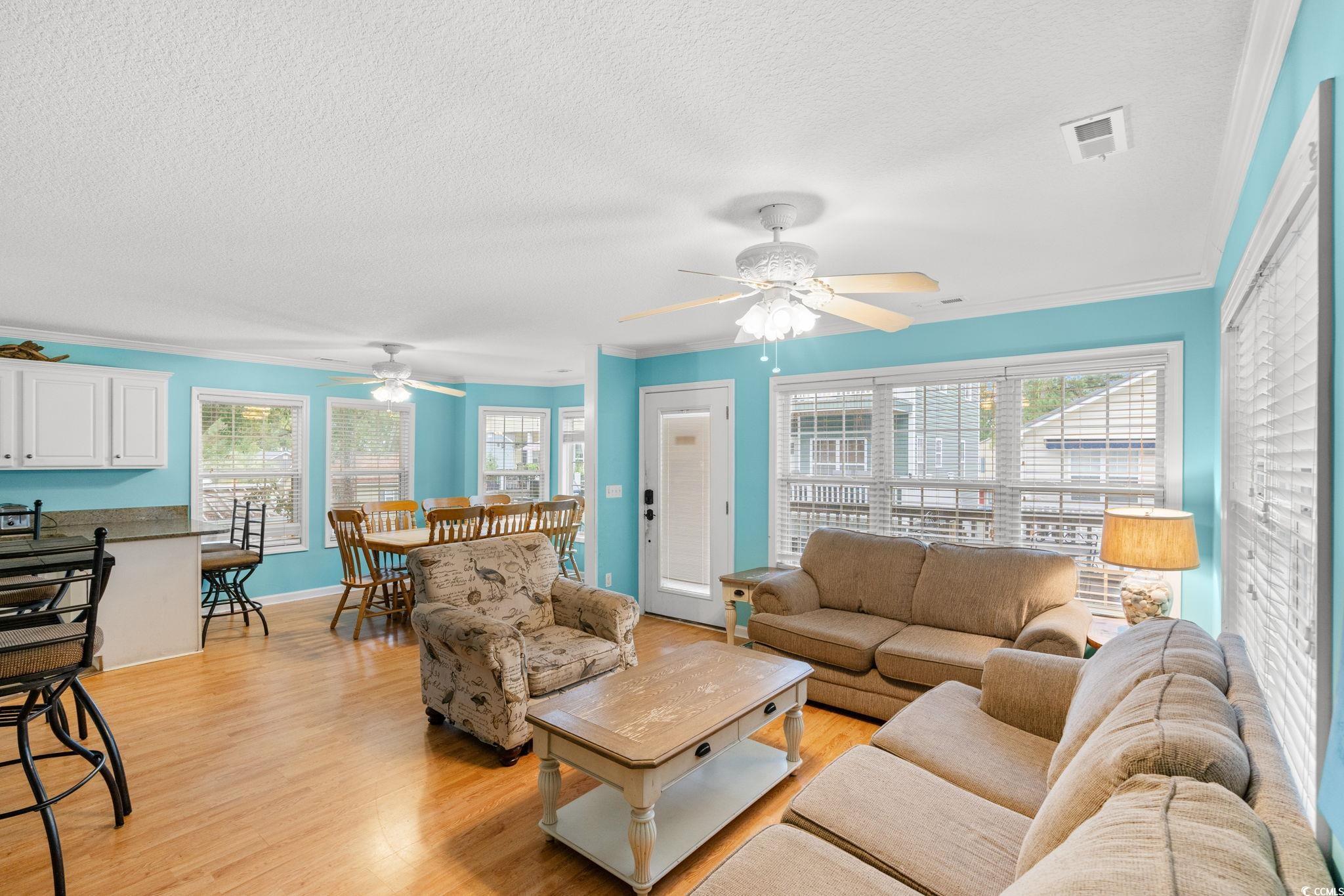 6001-1709 South Kings Hwy.