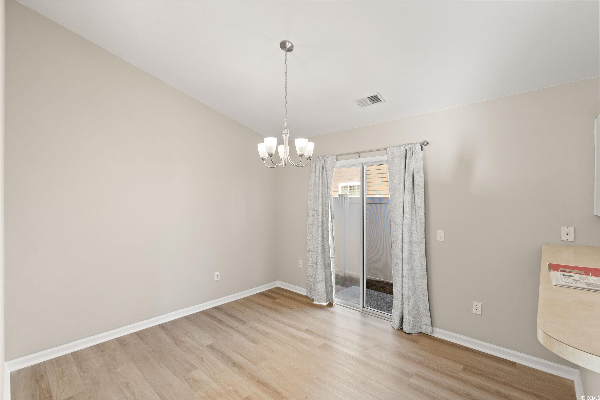 1077 Stoney Falls Blvd.