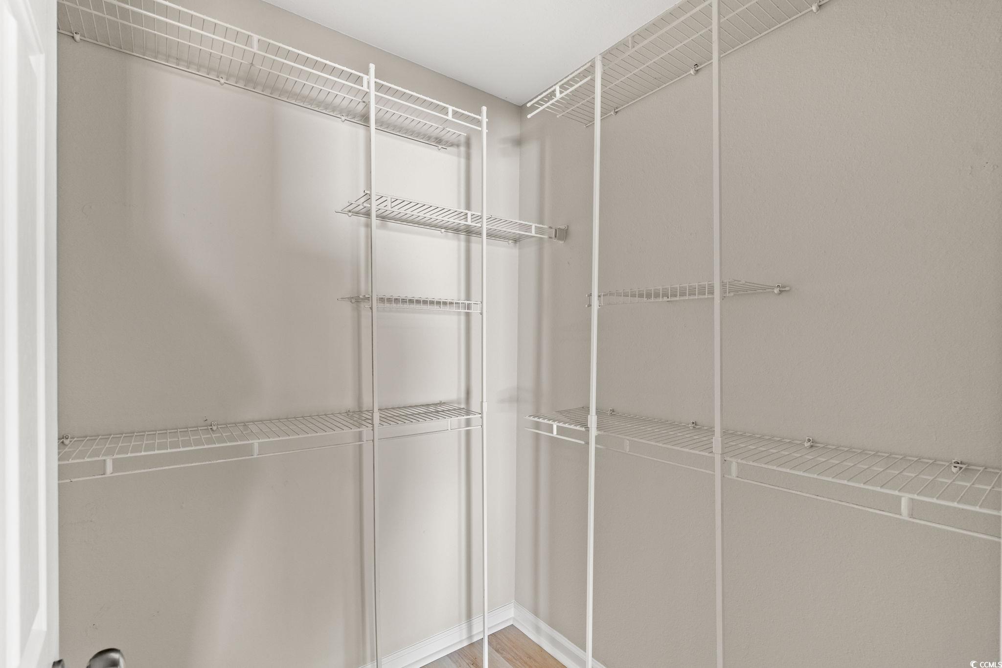 1077 Stoney Falls Blvd.