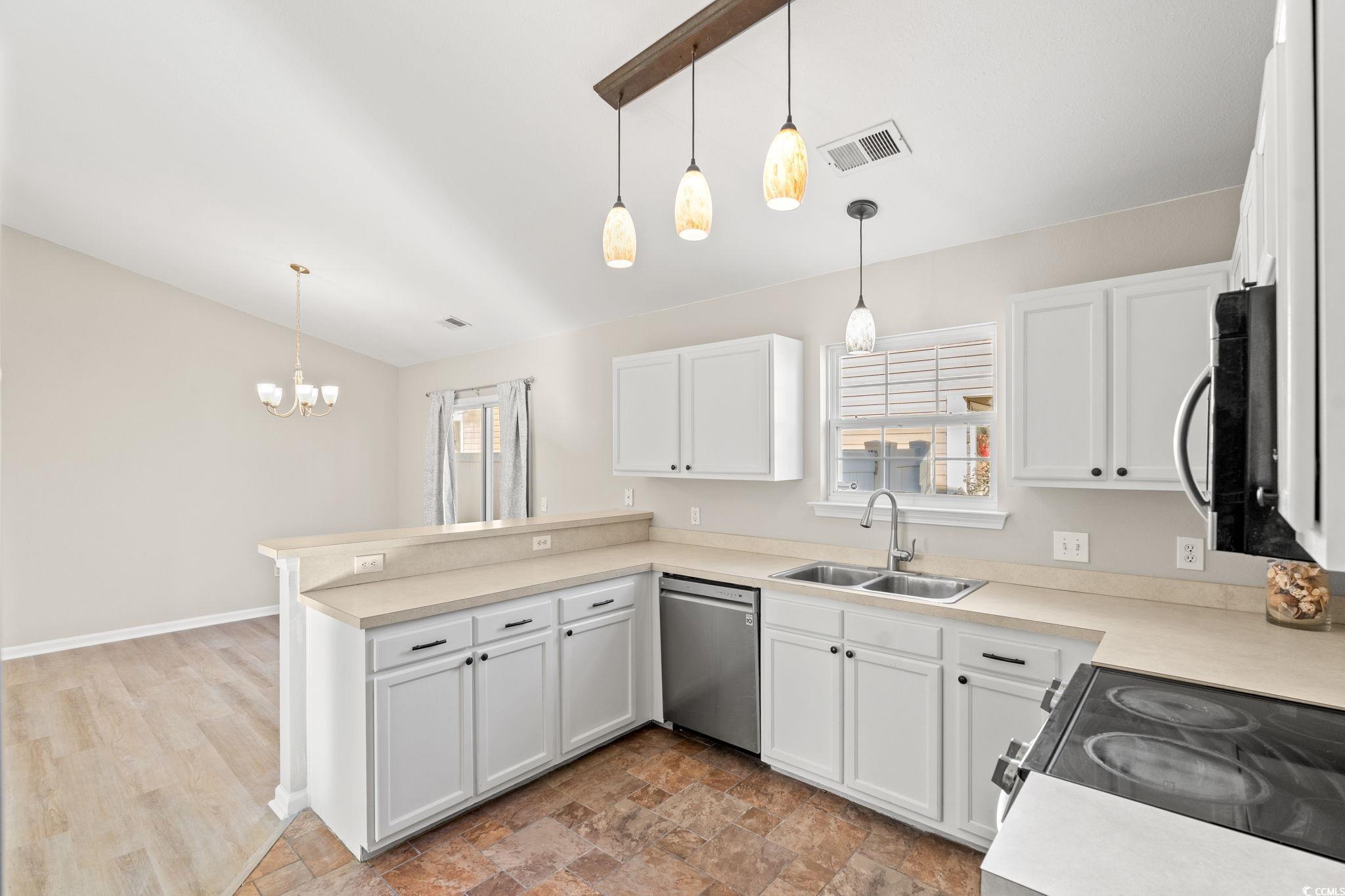 1077 Stoney Falls Blvd.