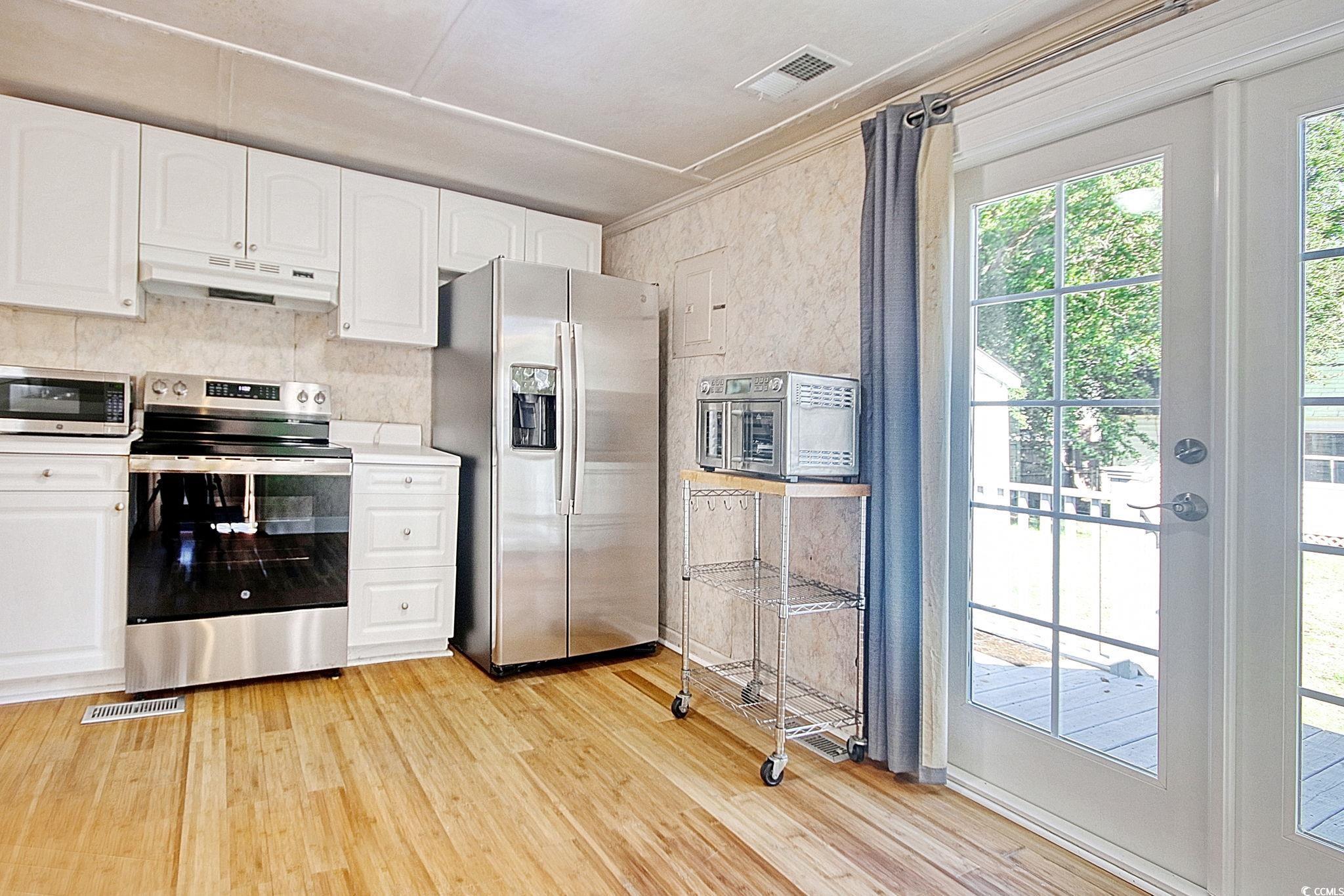 714 3rd Ave. S