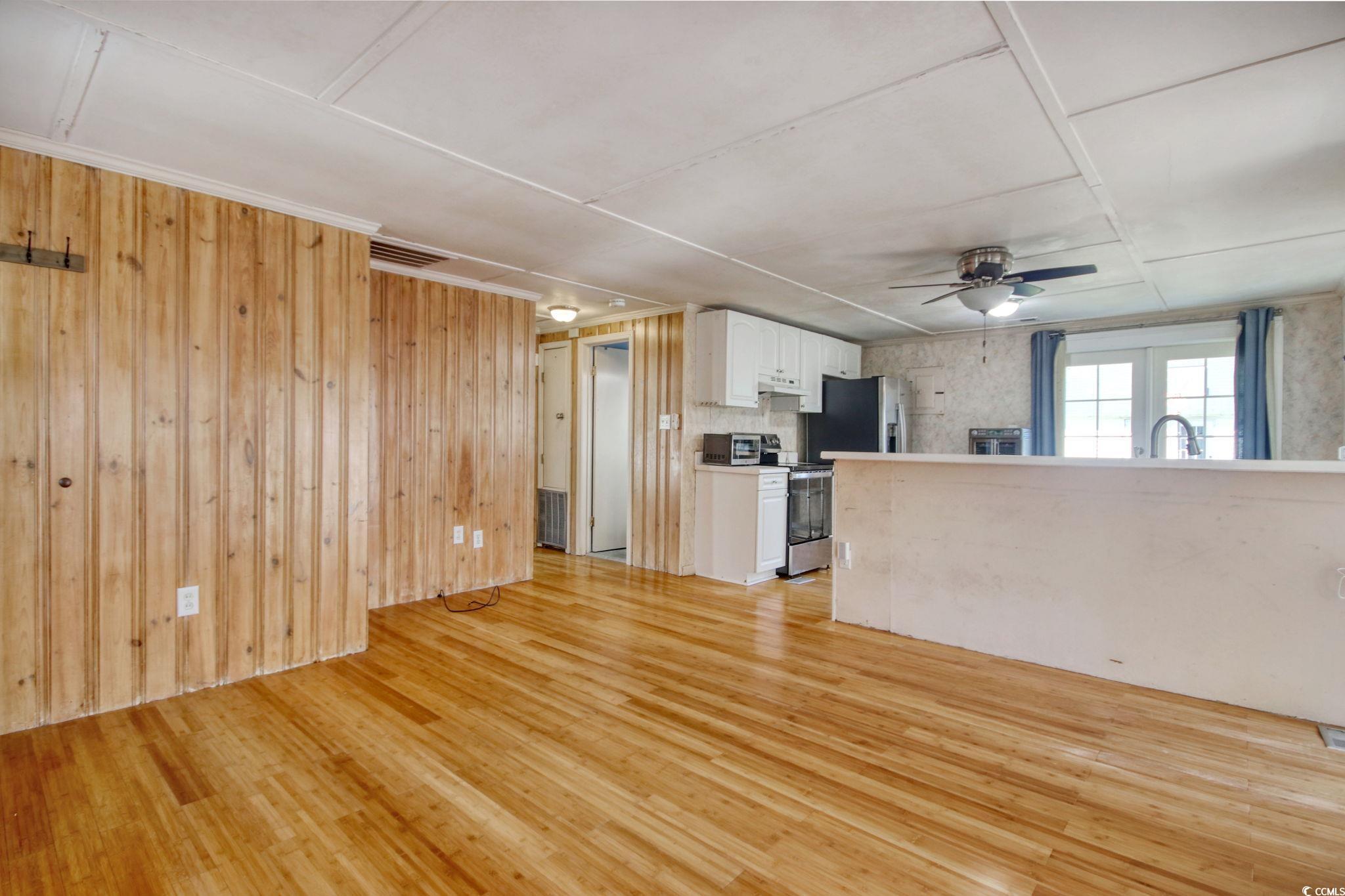 714 3rd Ave. S