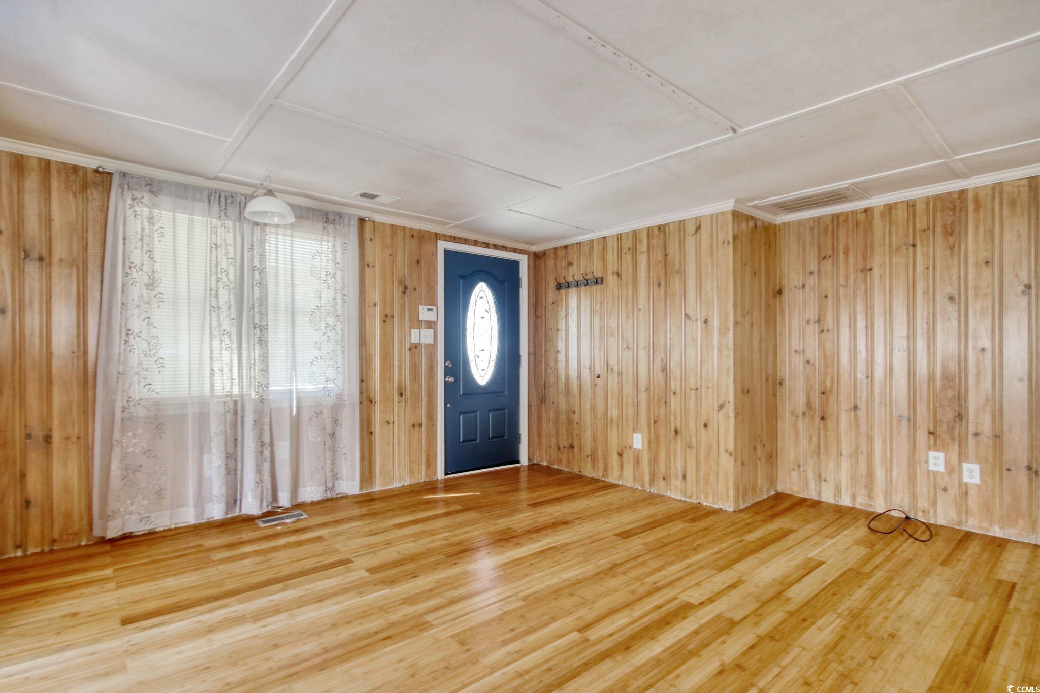 714 3rd Ave. S