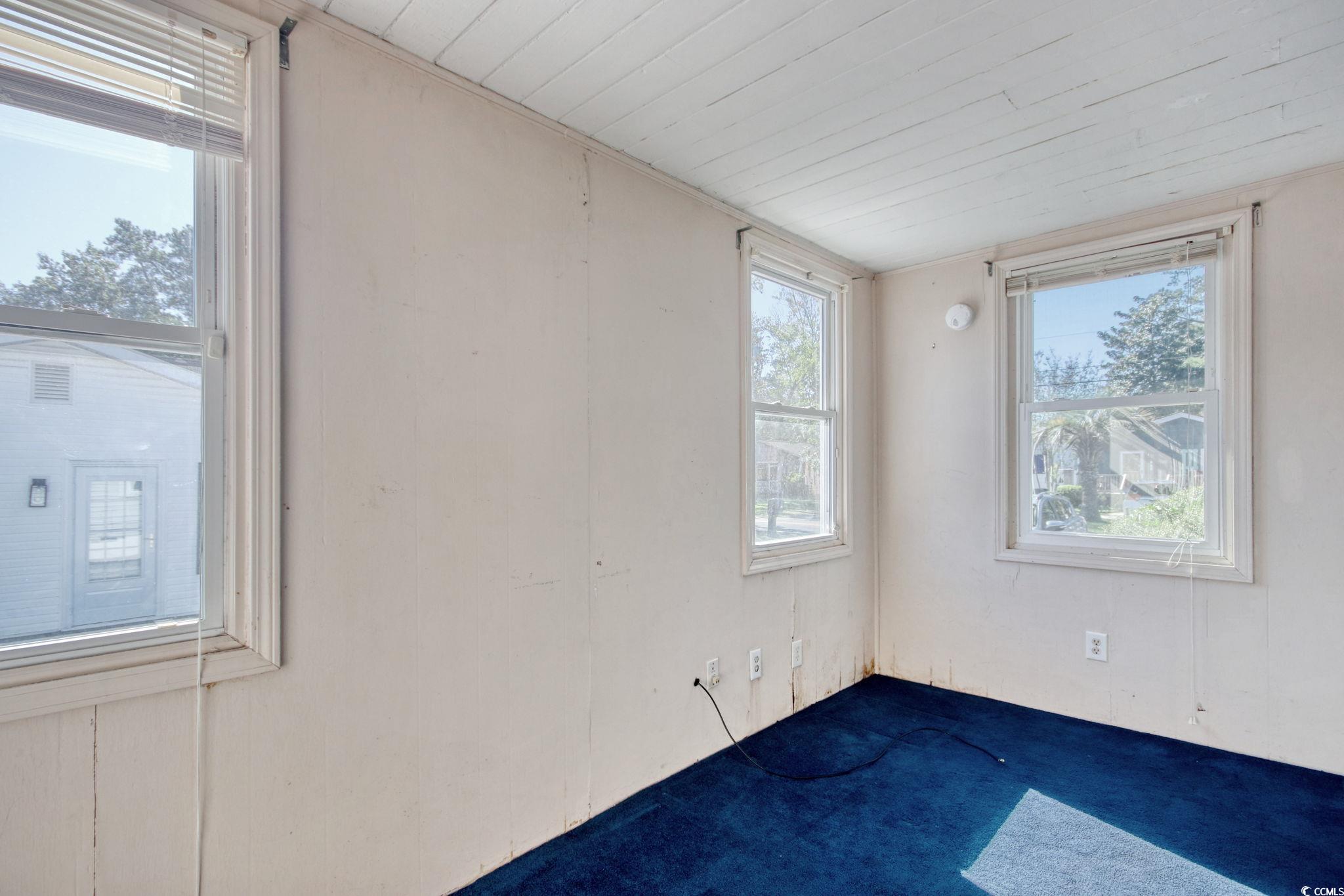 714 3rd Ave. S