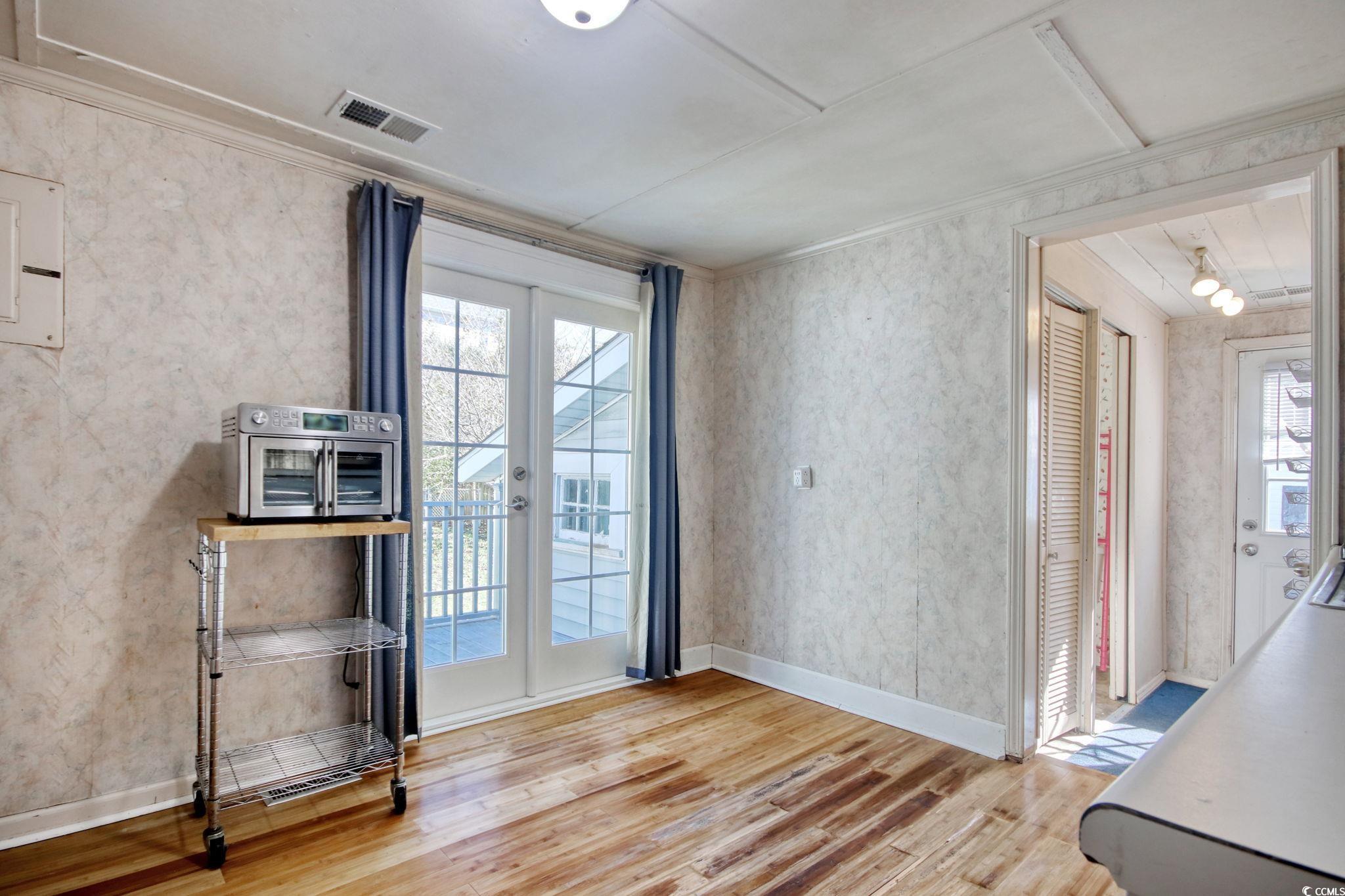 714 3rd Ave. S