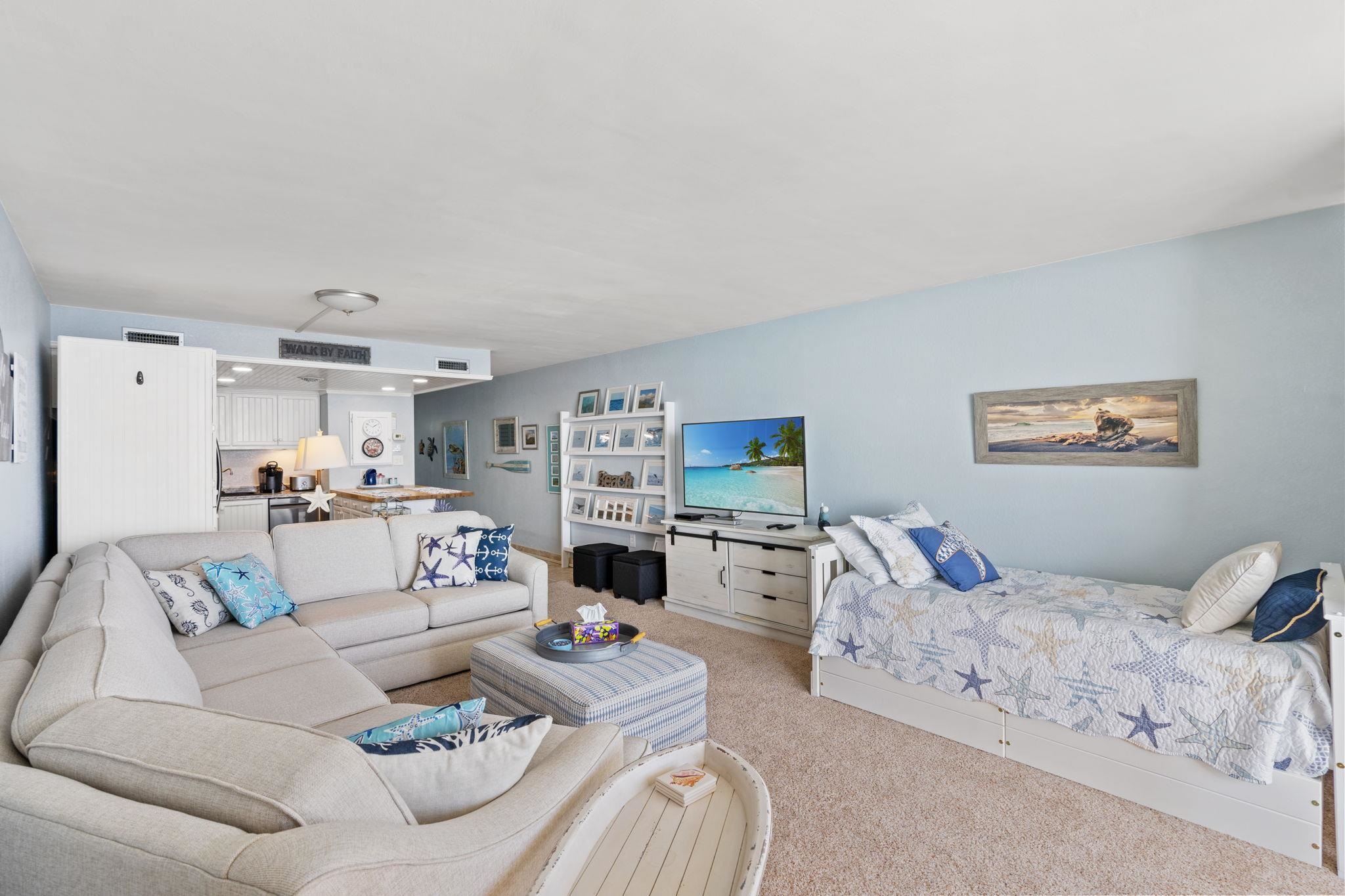 1012 N Waccamaw Dr. Unit: 1506