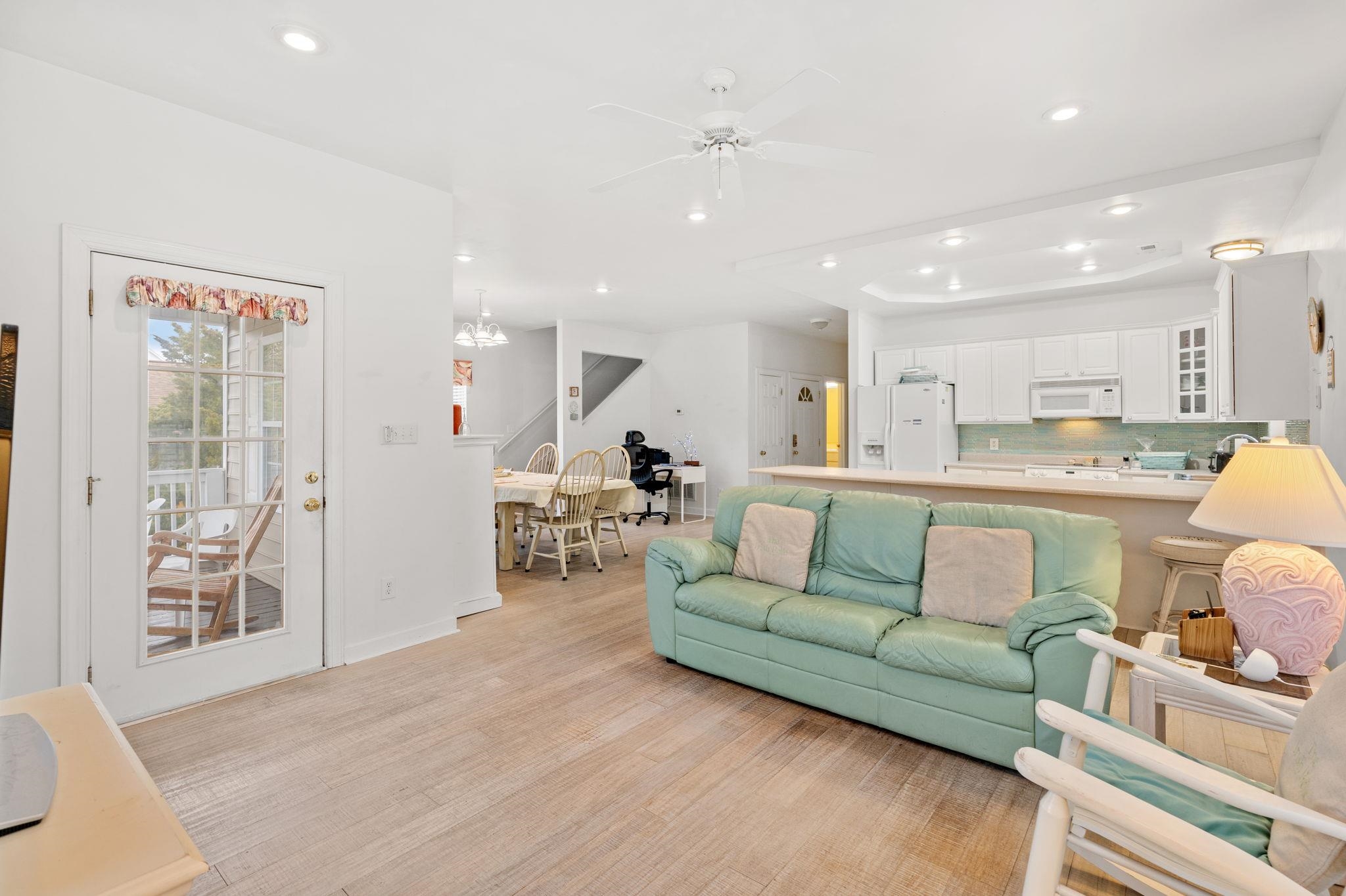 119 B 9th Ave. N