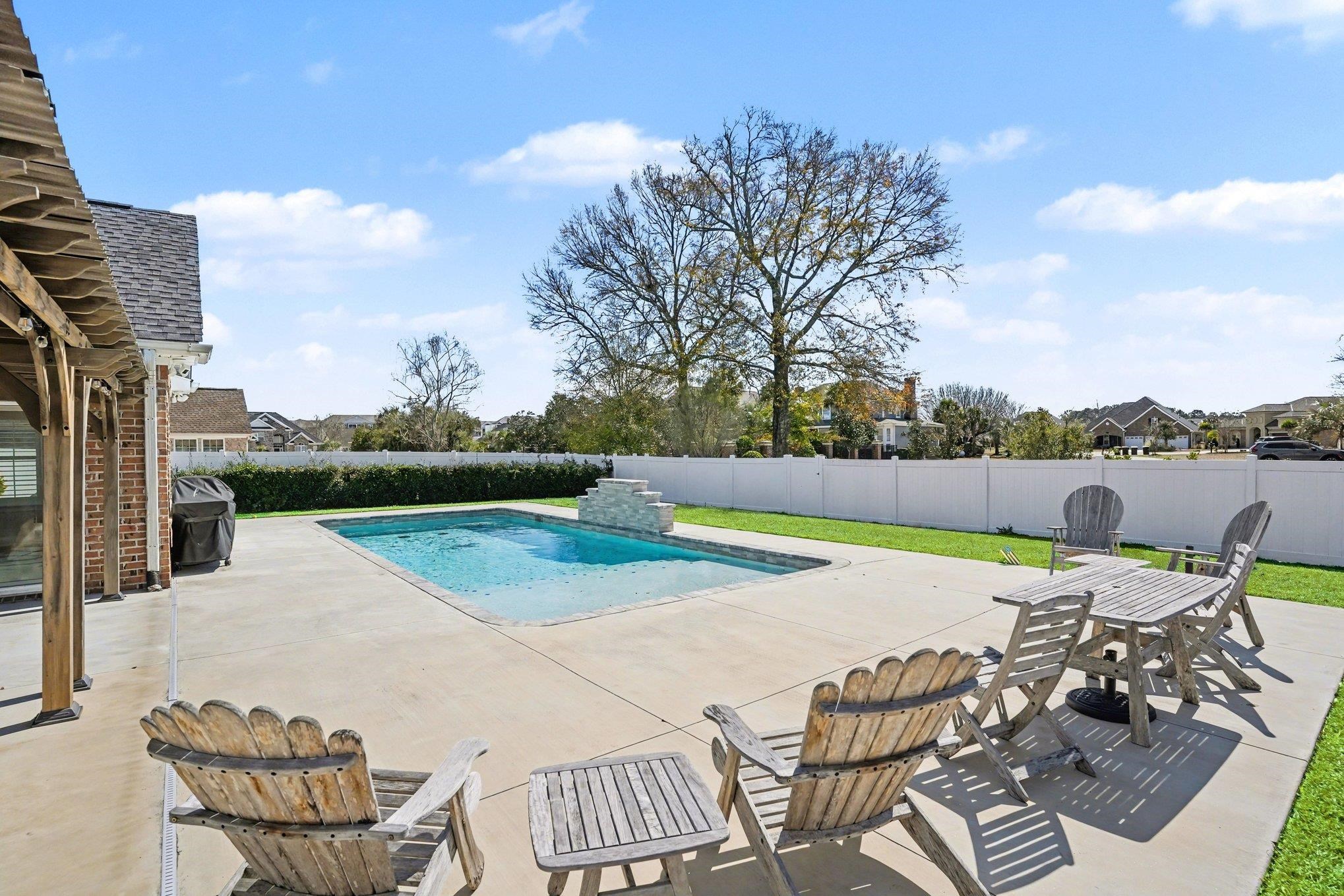 3750 Kingsley Dr.