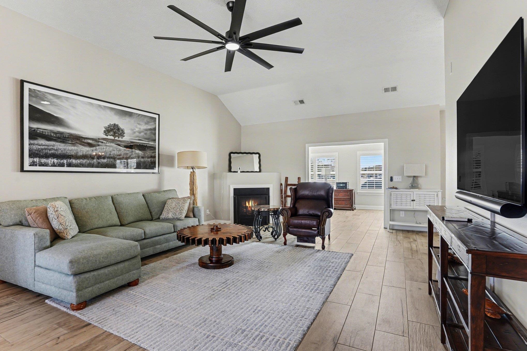 3750 Kingsley Dr.