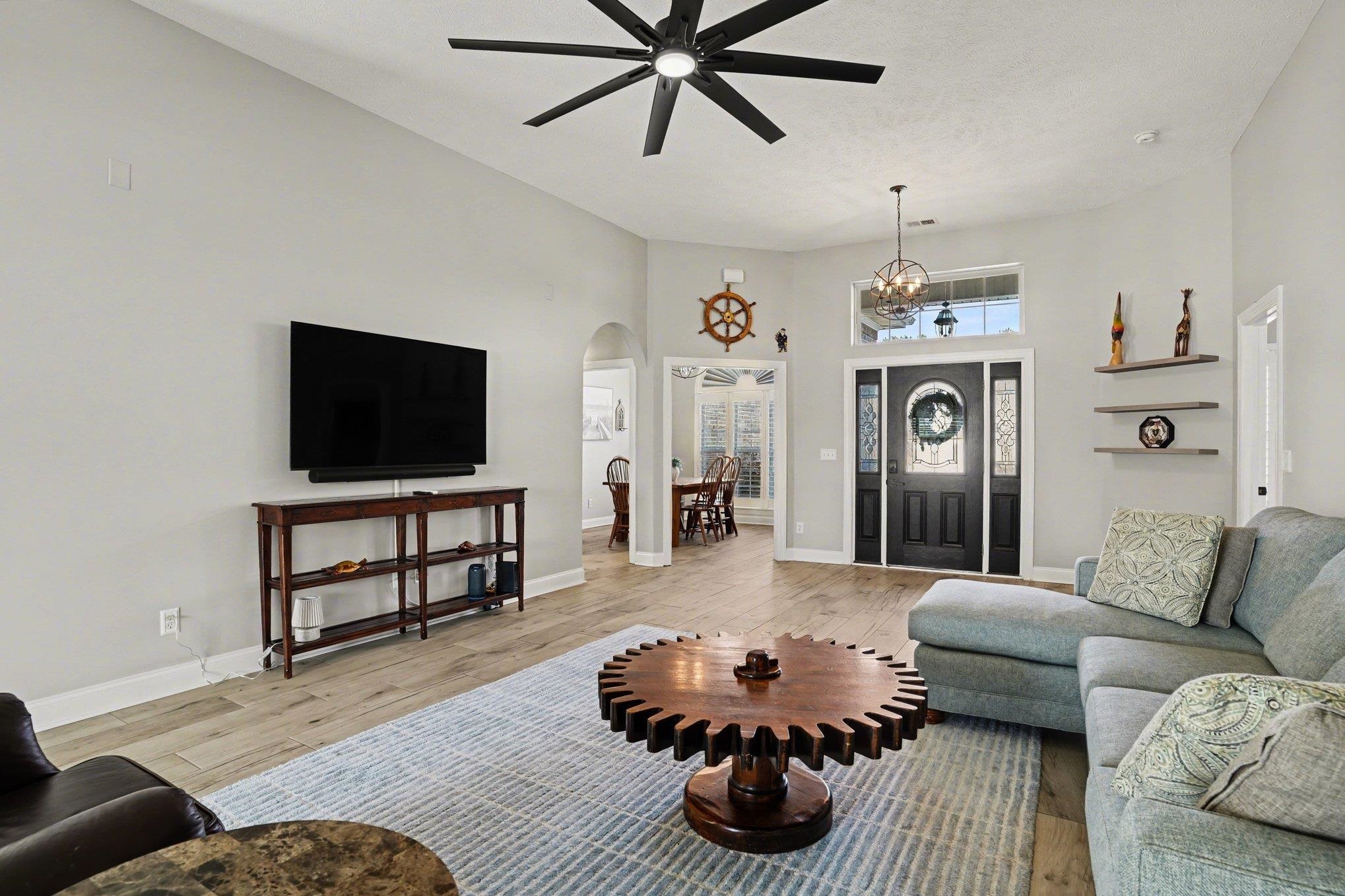 3750 Kingsley Dr.