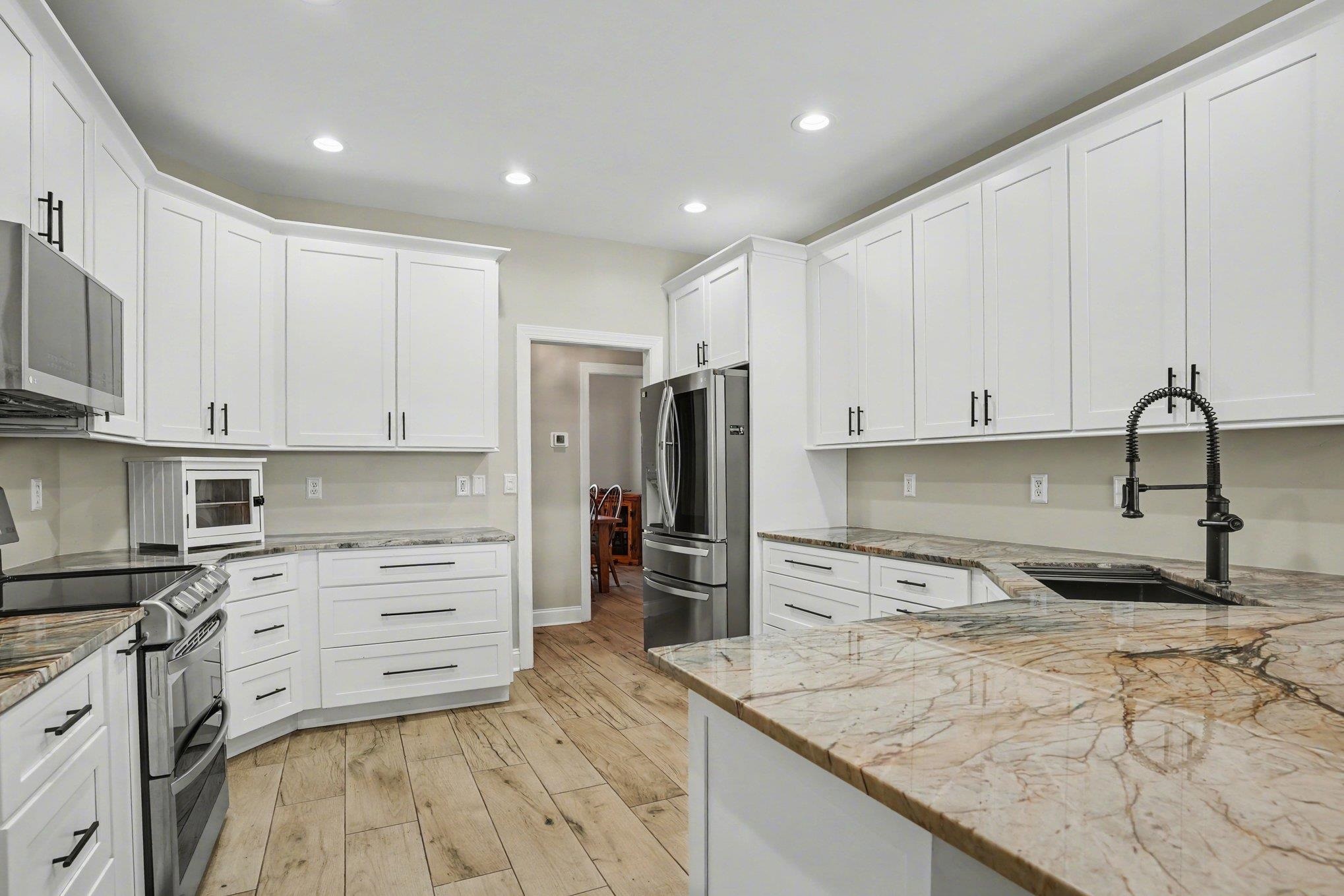 3750 Kingsley Dr.