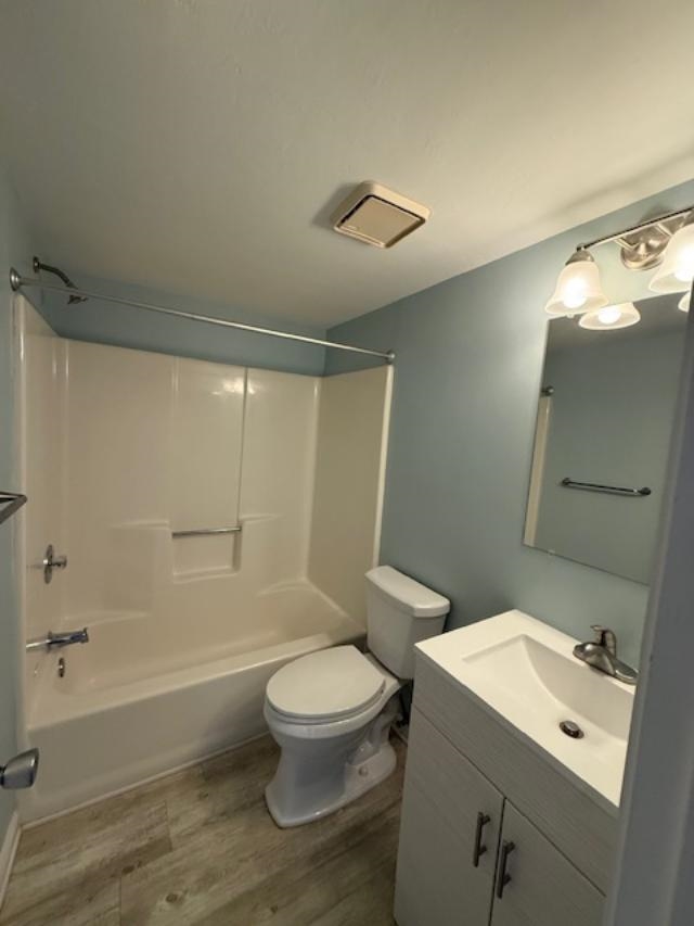 1200 5th Ave. N Unit: 1003